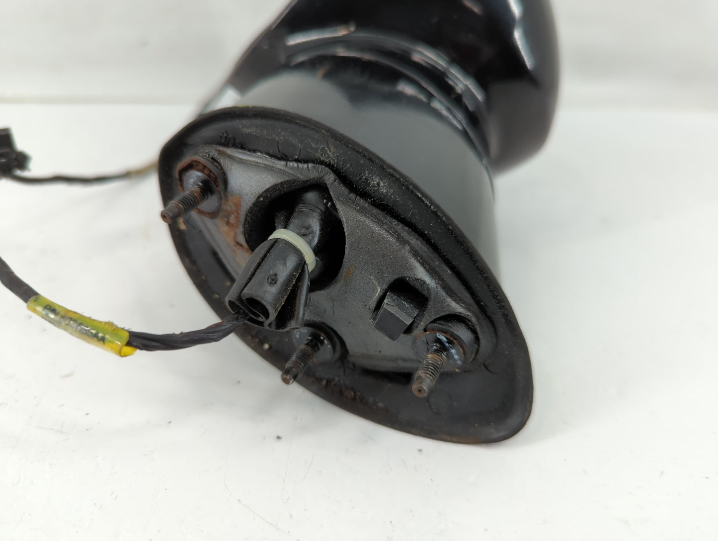 2014 Dodge Challenger Side Mirror Replacement Driver Left View Door Mirror Fits OEM Used Auto Parts - Oemusedautoparts1.com