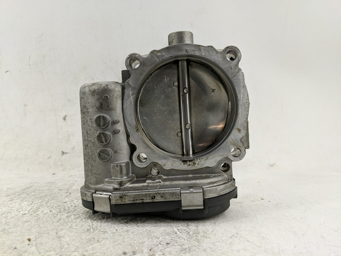 2011-2022 Dodge Challenger Throttle Body P/N:0 280 750 570 05184349AC Fits OEM Used Auto Parts - Oemusedautoparts1.com