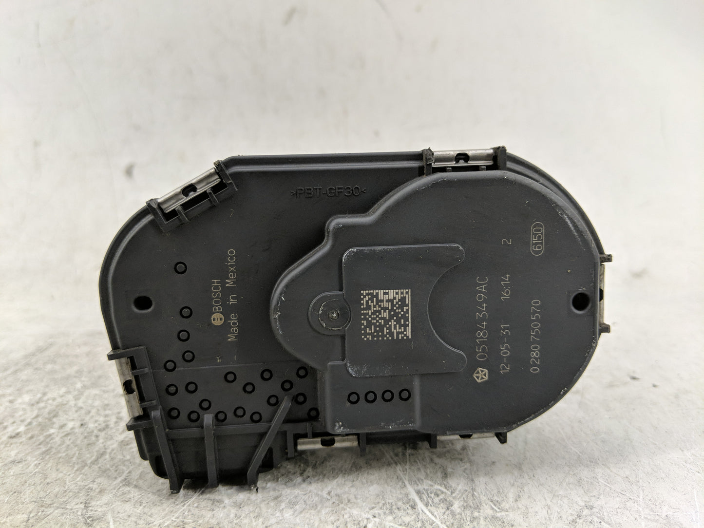 2011-2022 Dodge Challenger Throttle Body P/N:0 280 750 570 05184349AC Fits OEM Used Auto Parts - Oemusedautoparts1.com