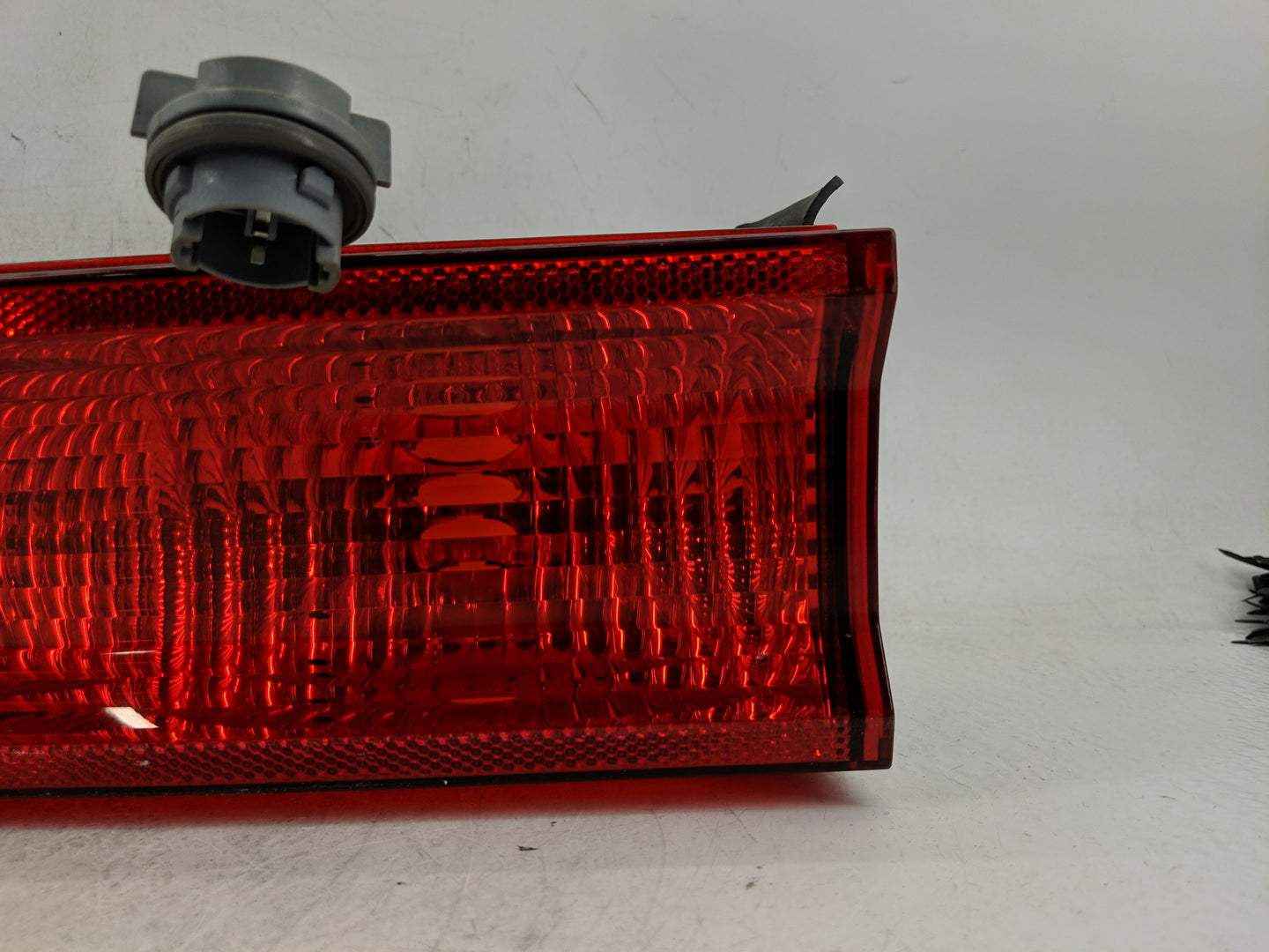 2008-2014 Dodge Challenger Tail Light Assembly Passenger Right OEM Fits Fits 2008 2009 2010 2011 2012 2013 2014 OEM Used Aut