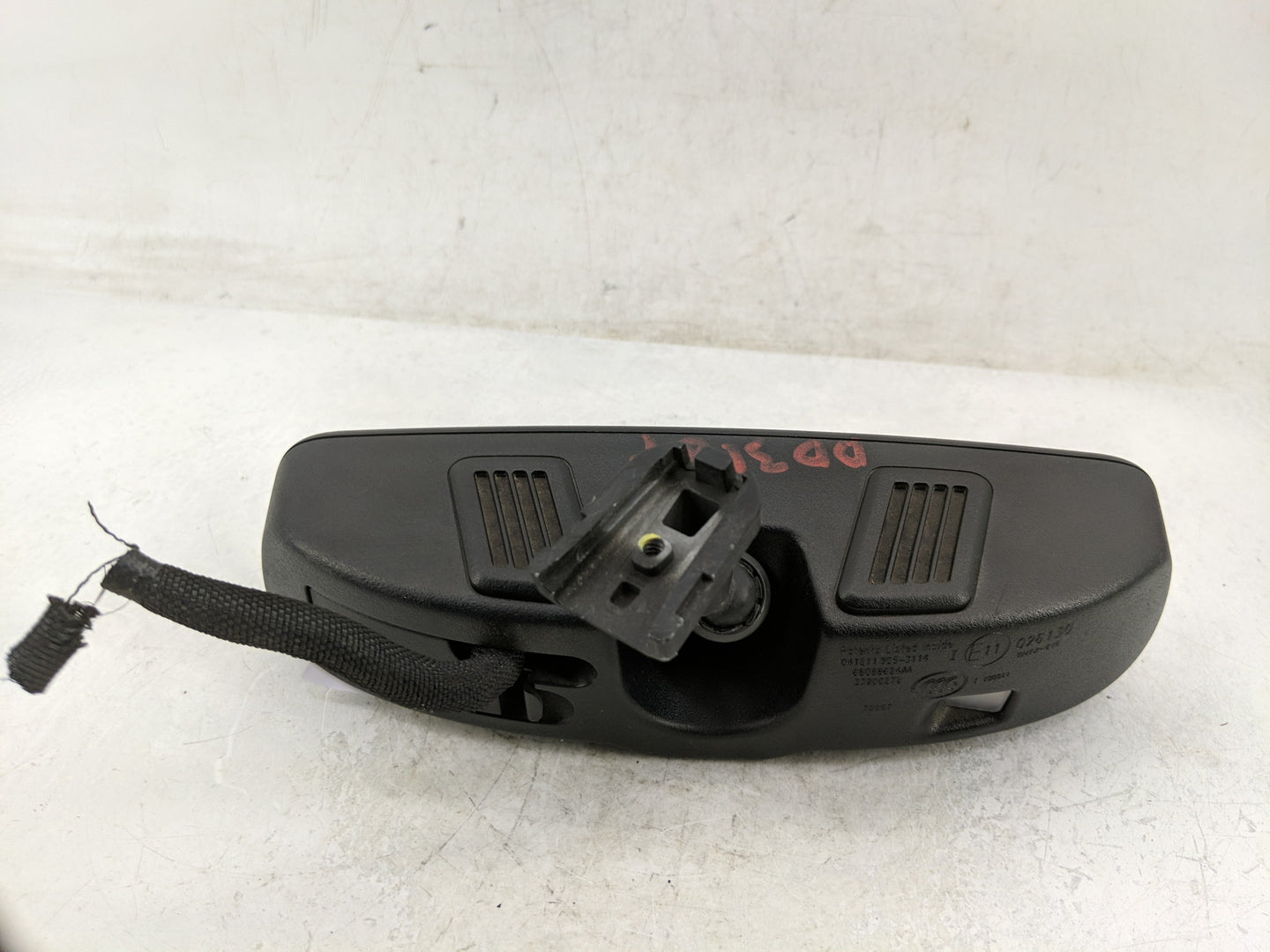 2008-2011 Dodge Challenger Interior Rear View Mirror Replacement OEM Fits Fits 2008 2009 2010 2011 OEM Used Auto Parts - Oem