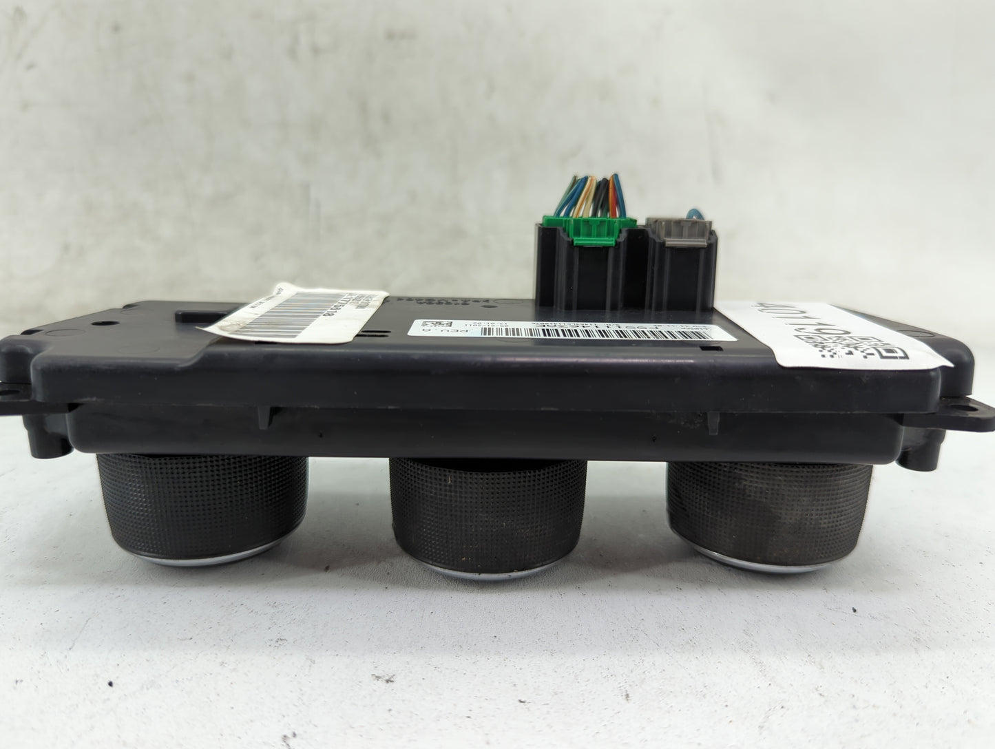 2011-2014 Dodge Challenger Climate Control Module Temperature AC/Heater Replacement P/N:P55111463AE Fits Fits 2011 2012 2013