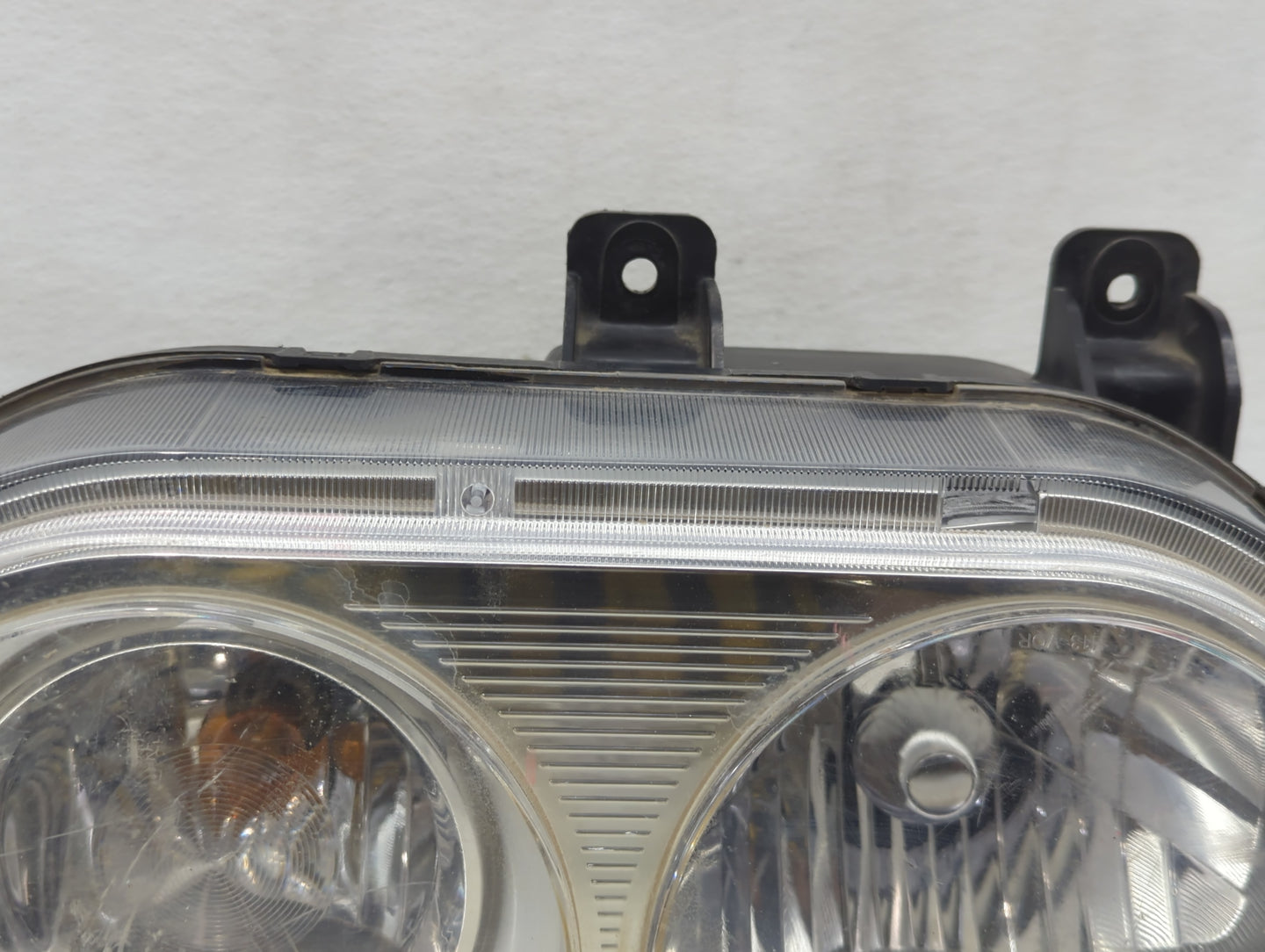 2008-2014 Dodge Challenger Passenger Right Oem Head Light Headlight Lamp - Oemusedautoparts1.com