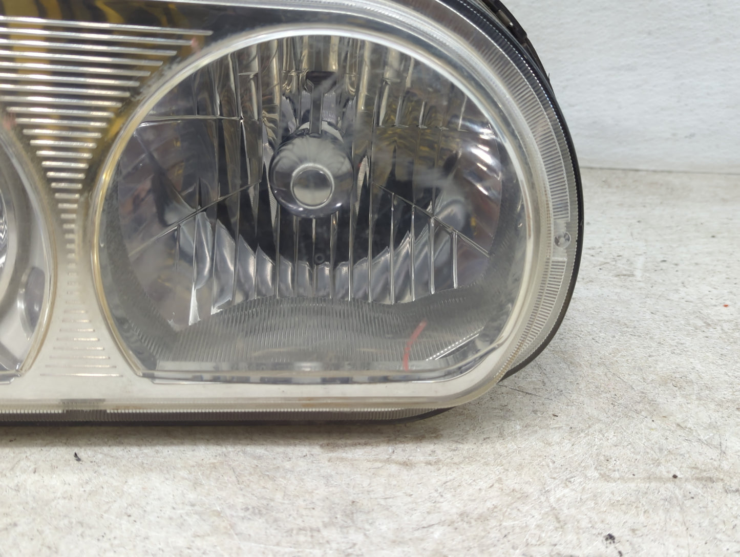 2008-2014 Dodge Challenger Passenger Right Oem Head Light Headlight Lamp - Oemusedautoparts1.com