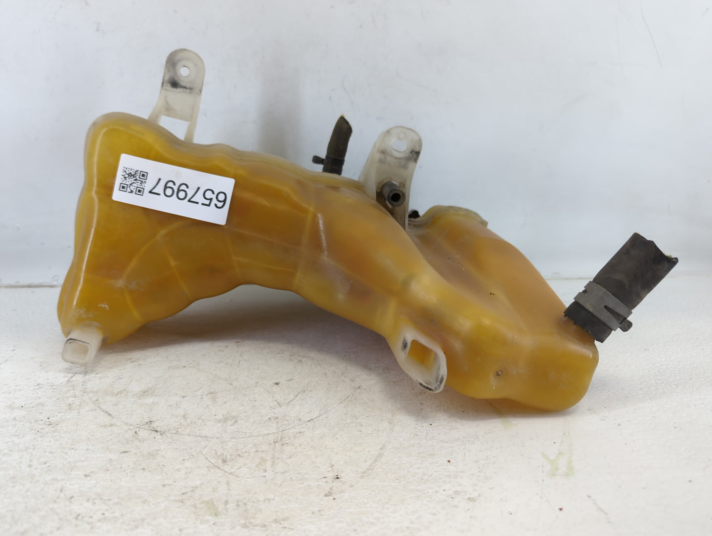 2011-2013 Dodge Challenger Windshield Washer Fluid Reservoir Bottle Oem - Oemusedautoparts1.com