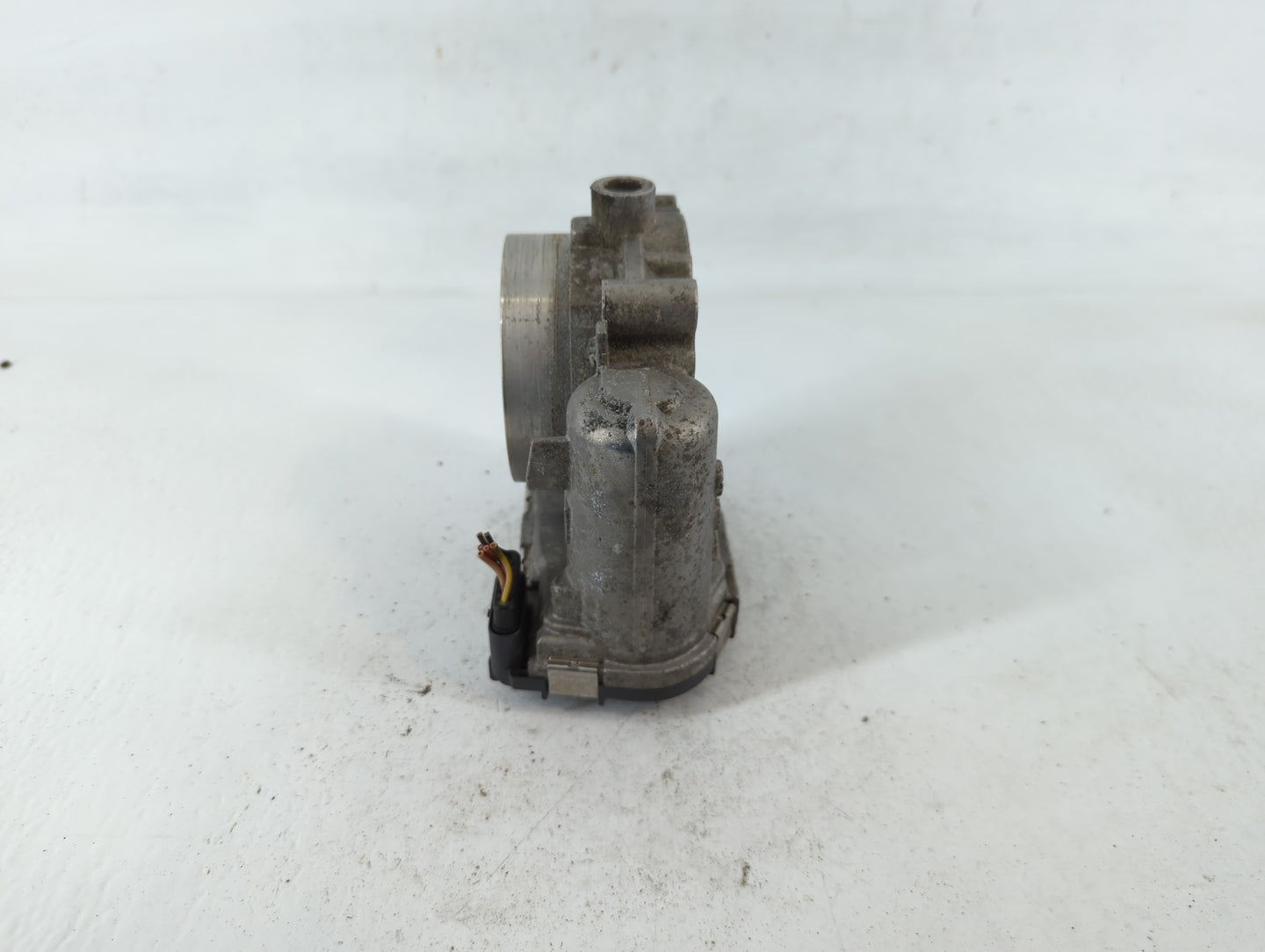 2011-2022 Dodge Challenger Throttle Body P/N:0 280 750 570 05184349AC Fits OEM Used Auto Parts - Oemusedautoparts1.com