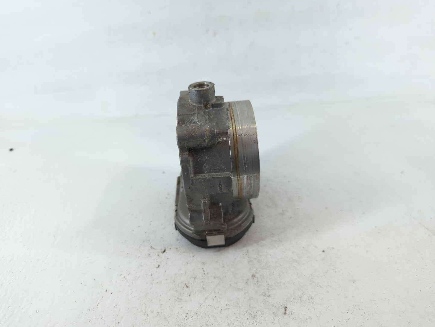 2011-2022 Dodge Challenger Throttle Body P/N:0 280 750 570 05184349AC Fits OEM Used Auto Parts - Oemusedautoparts1.com