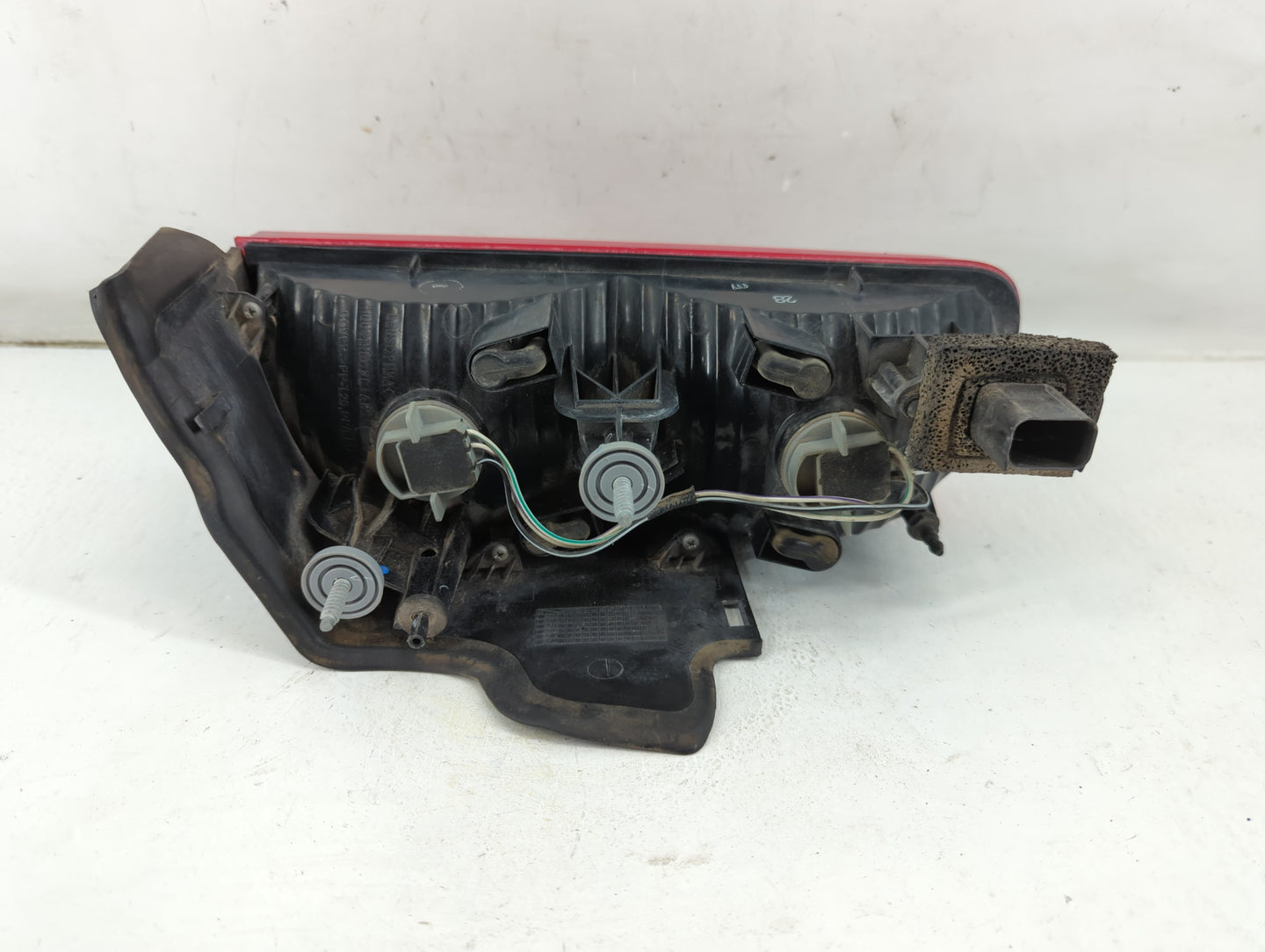 2008-2014 Dodge Challenger Tail Light Assembly Driver Left OEM Fits Fits 2008 2009 2010 2011 2012 2013 2014 OEM Used Auto Pa