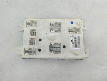 2011-2011 Dodge Charger Body Control Module Bcm Inner Cabin Fuse Box 1081553 - Oemusedautoparts1.com