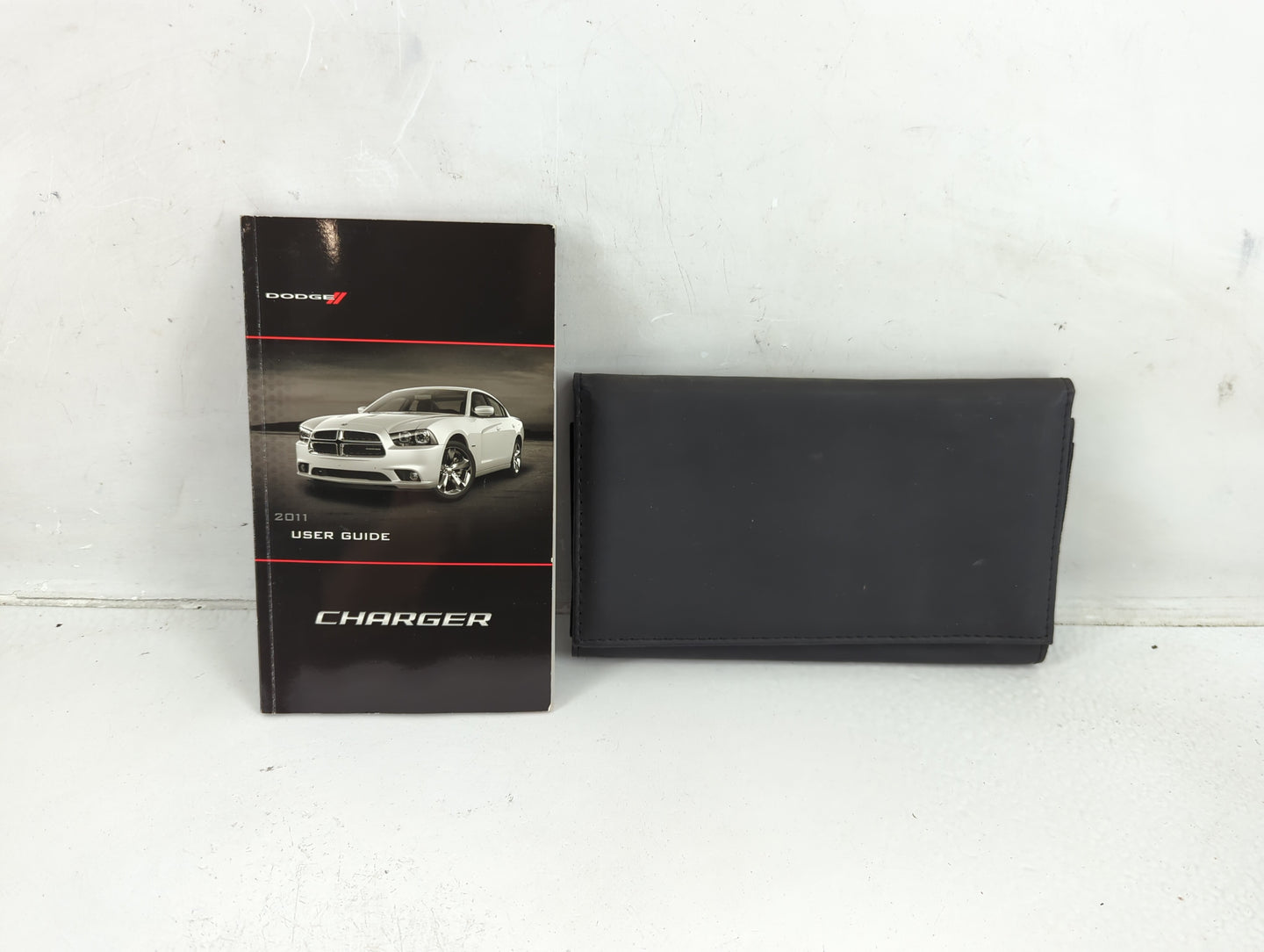 2011 Dodge Charger Owners Manual Book Guide P/N:11D481-926-AA OEM Used Auto Parts - Oemusedautoparts1.com