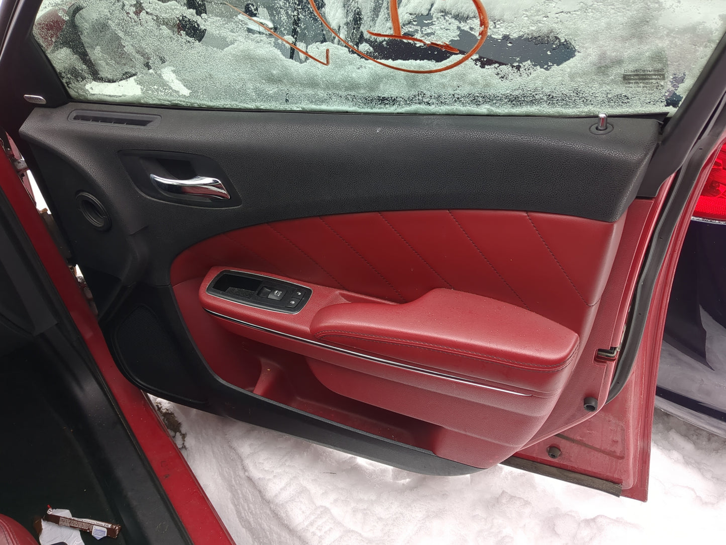 2011 Dodge Charger Front Right Passenger Interior Door Panel Trim - Oemusedautoparts1.com