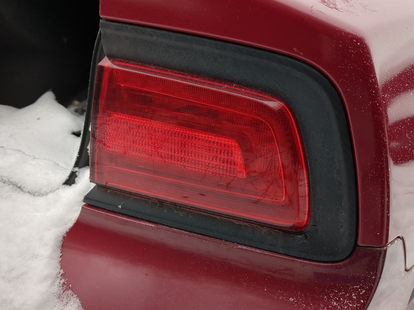 2011-2014 Dodge Charger Tail Light Assembly Passenger Right OEM Fits Fits 2011 2012 2013 2014 OEM Used Auto Parts - Oemuseda