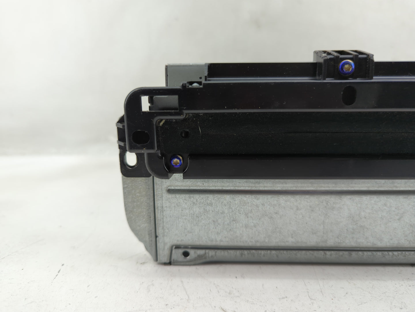2011 Dodge Charger Radio AM FM Cd Player Receiver Replacement P/N:P05064548AK Fits OEM Used Auto Parts - Oemusedautoparts1.c