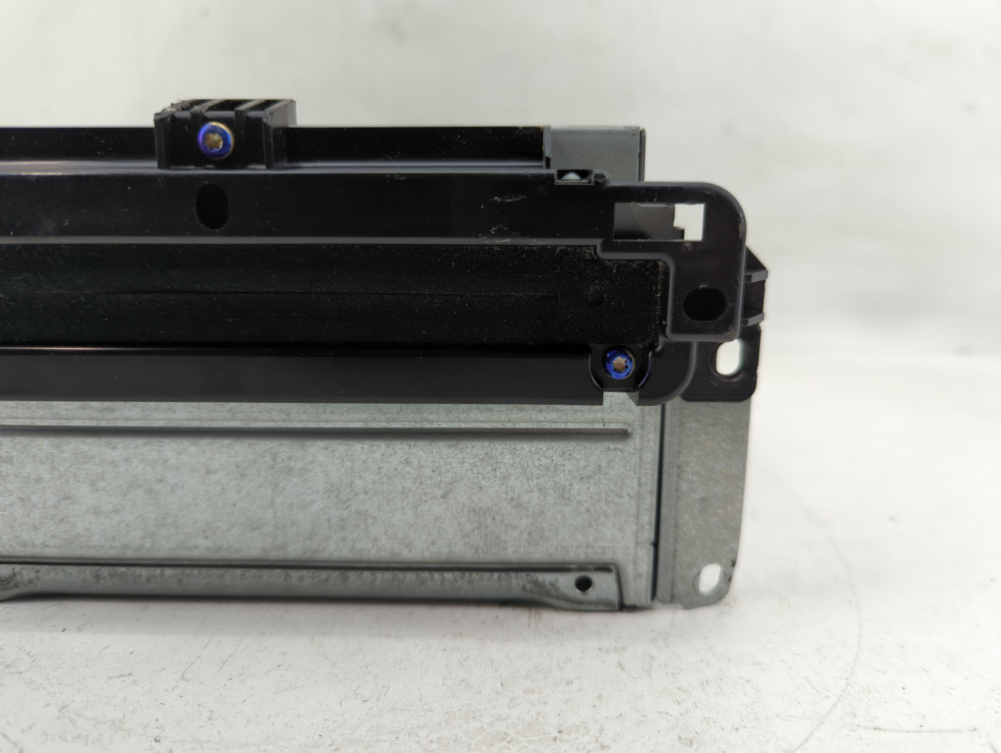 2011 Dodge Charger Radio AM FM Cd Player Receiver Replacement P/N:P05064548AK Fits OEM Used Auto Parts - Oemusedautoparts1.c