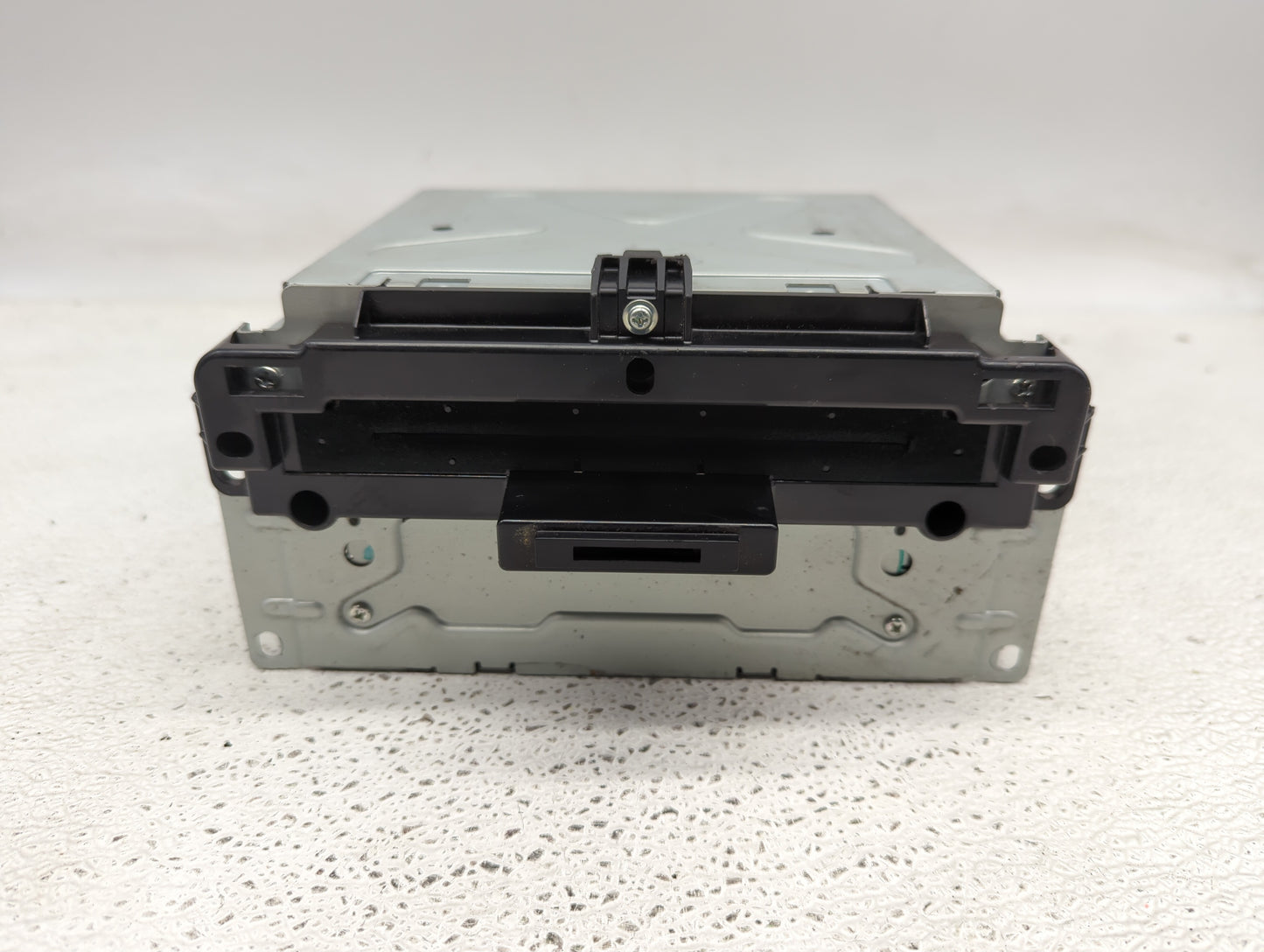 2011 Dodge Charger Radio AM FM Cd Player Receiver Replacement P/N:P05091135AH Fits OEM Used Auto Parts - Oemusedautoparts1.c
