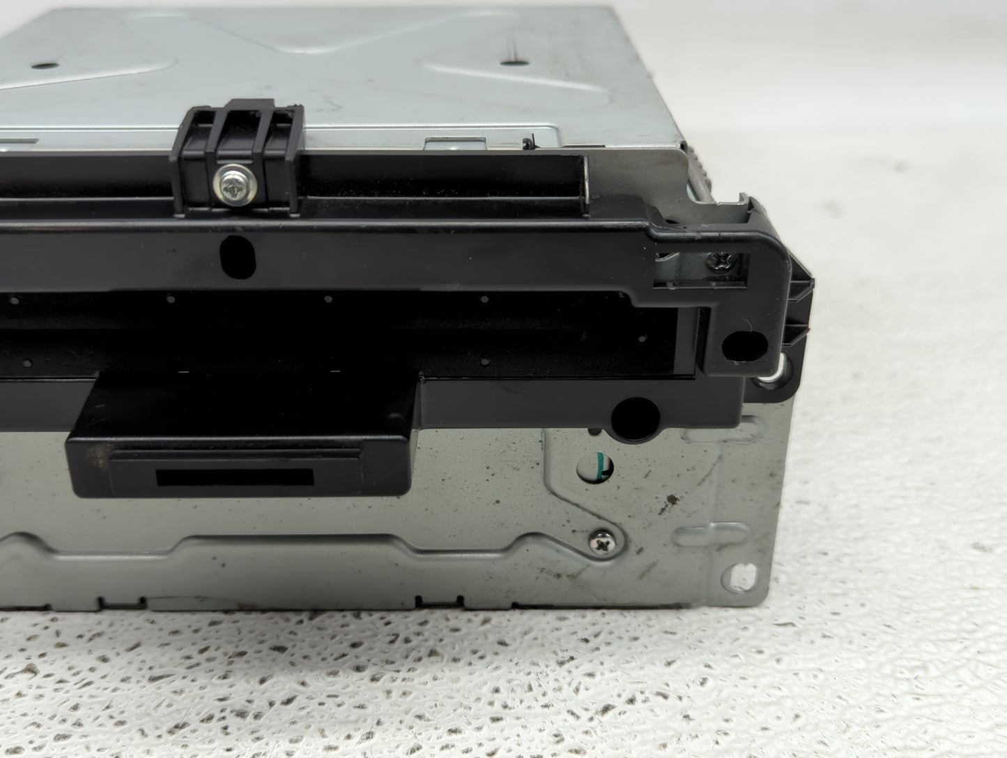 2011 Dodge Charger Radio AM FM Cd Player Receiver Replacement P/N:P05091135AH Fits OEM Used Auto Parts - Oemusedautoparts1.c