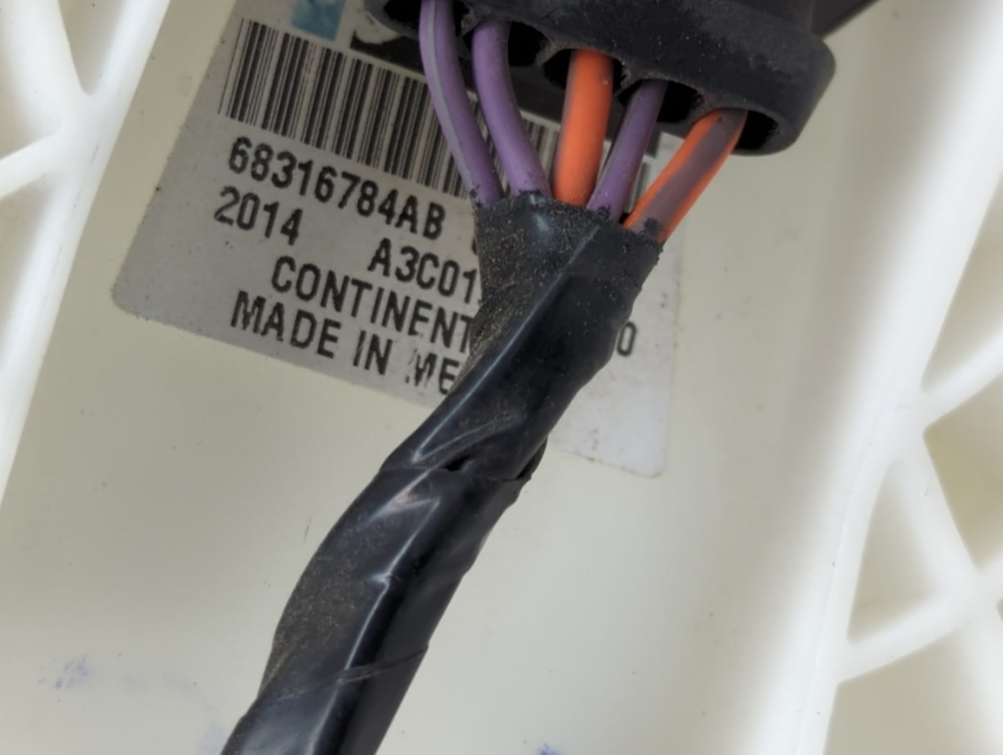2006-2016 Dodge Charger Electrical Gas Fuel Pump Assembly - Oemusedautoparts1.com