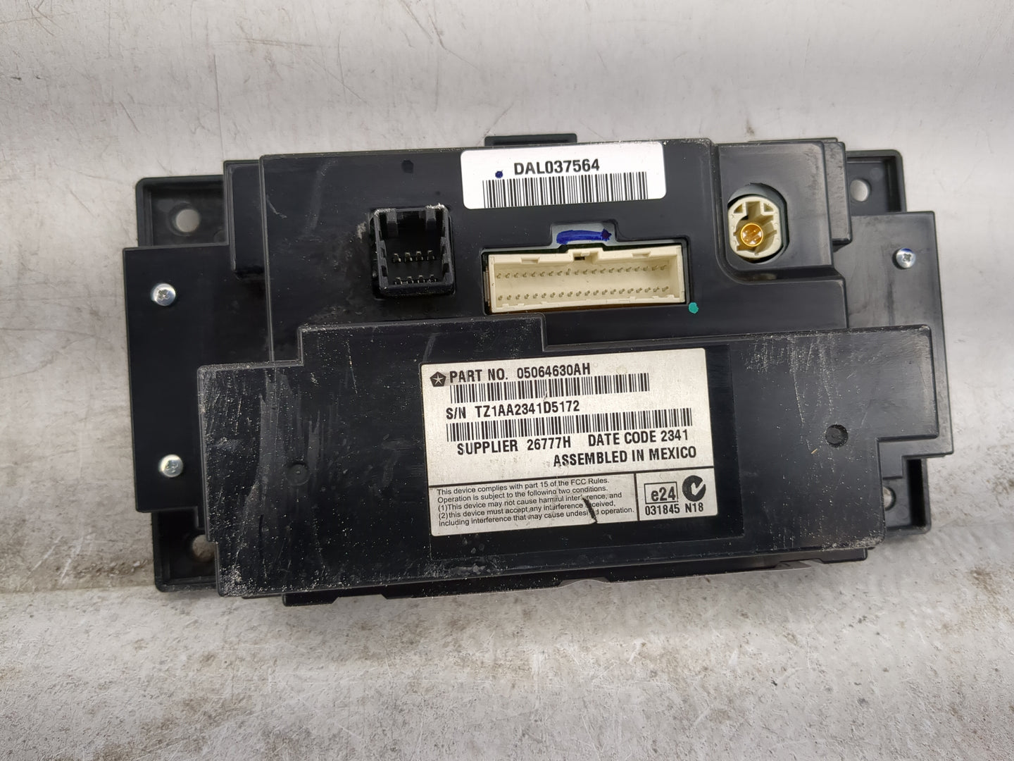 2011-2014 Dodge Charger Information Display Screen - Oemusedautoparts1.com