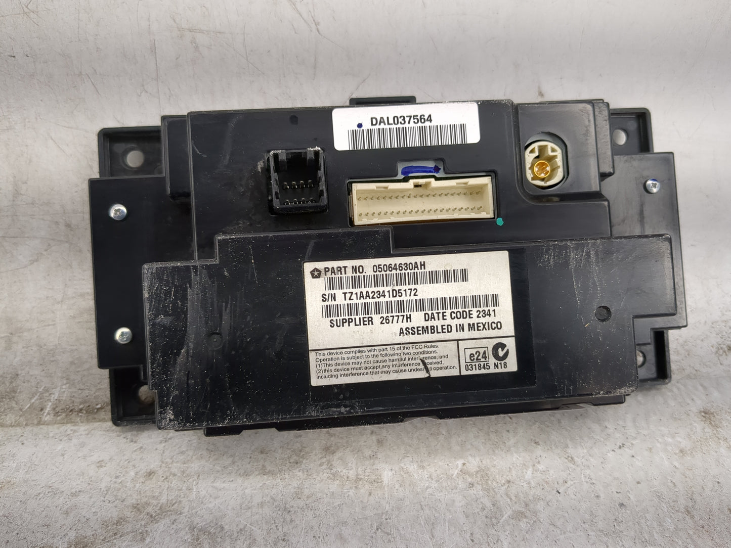 2011-2014 Dodge Charger Information Display Screen - Oemusedautoparts1.com