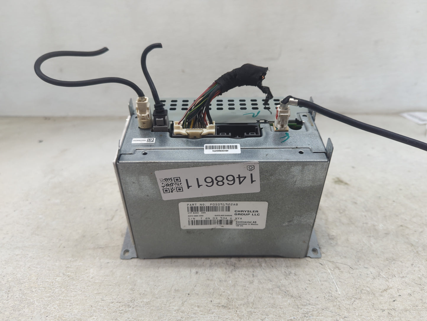 2011 Dodge Charger Radio AM FM Cd Player Receiver Replacement P/N:P05091952AB A2C0018140, A2C0018140900 Fits OEM Used Auto P