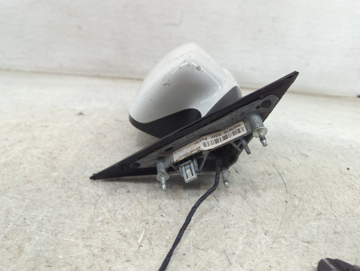 2011-2014 Dodge Charger Driver Side View Mirror - Left Door Mirror OEM Used - Oemusedautoparts1.com