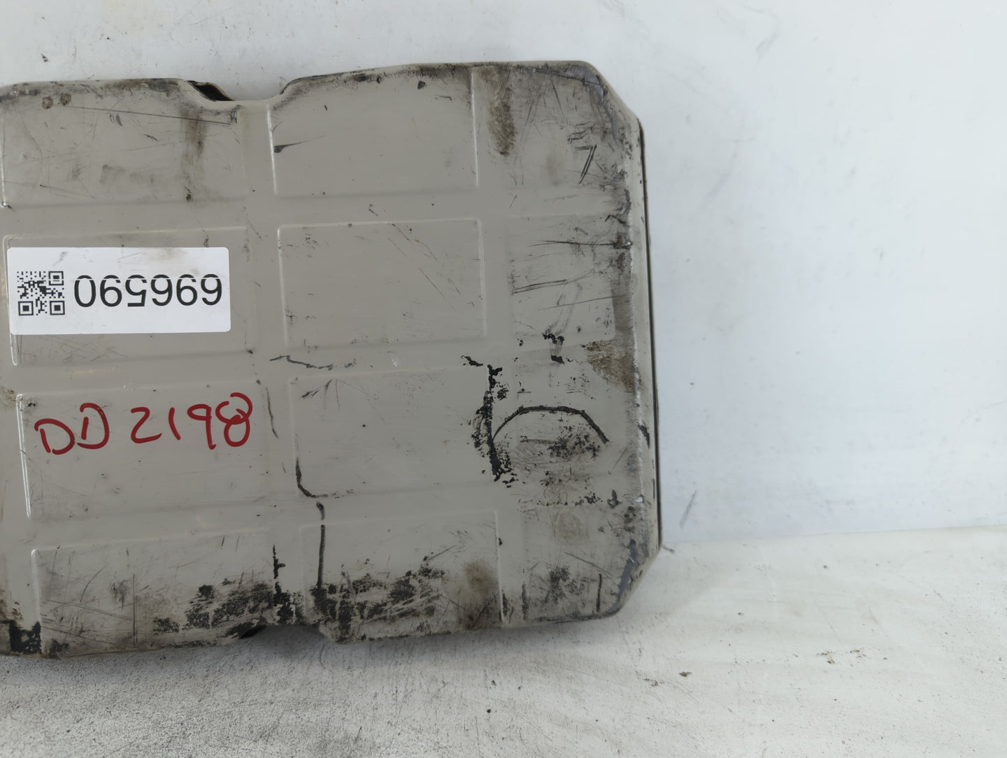 2011-2022 Dodge Charger Engine Oil Pan Fits Fits 2011 2012 2013 2014 2015 2016 2017 2018 2019 2020 2021 2022 OEM Used Auto P