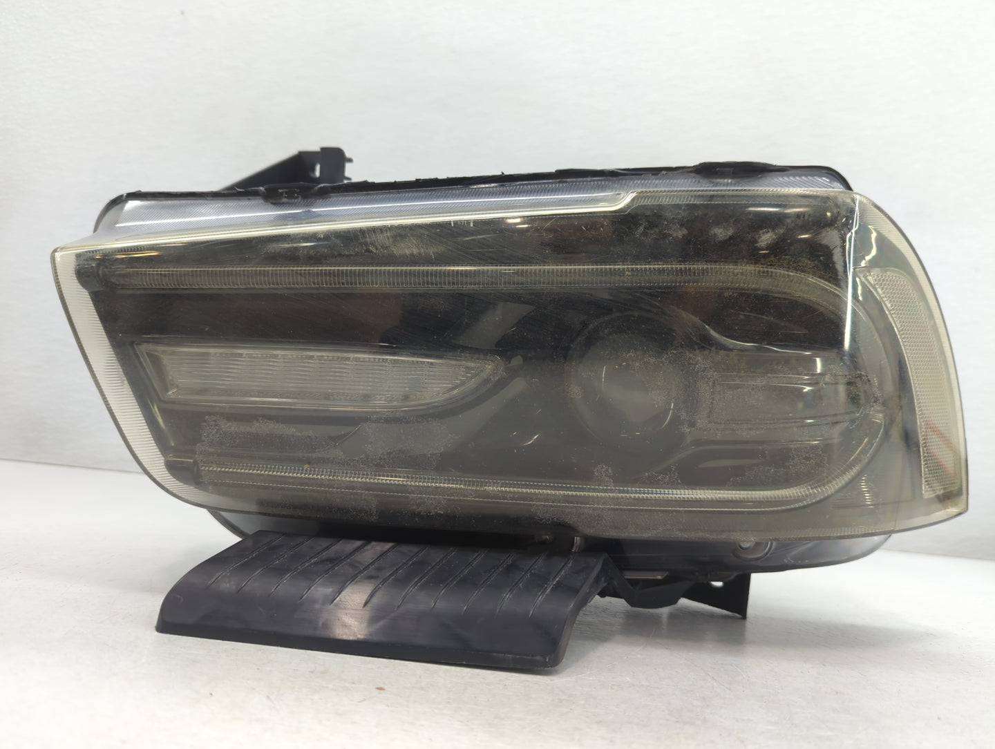 2011-2014 Dodge Charger Driver Left Oem Head Light Headlight Lamp - Oemusedautoparts1.com