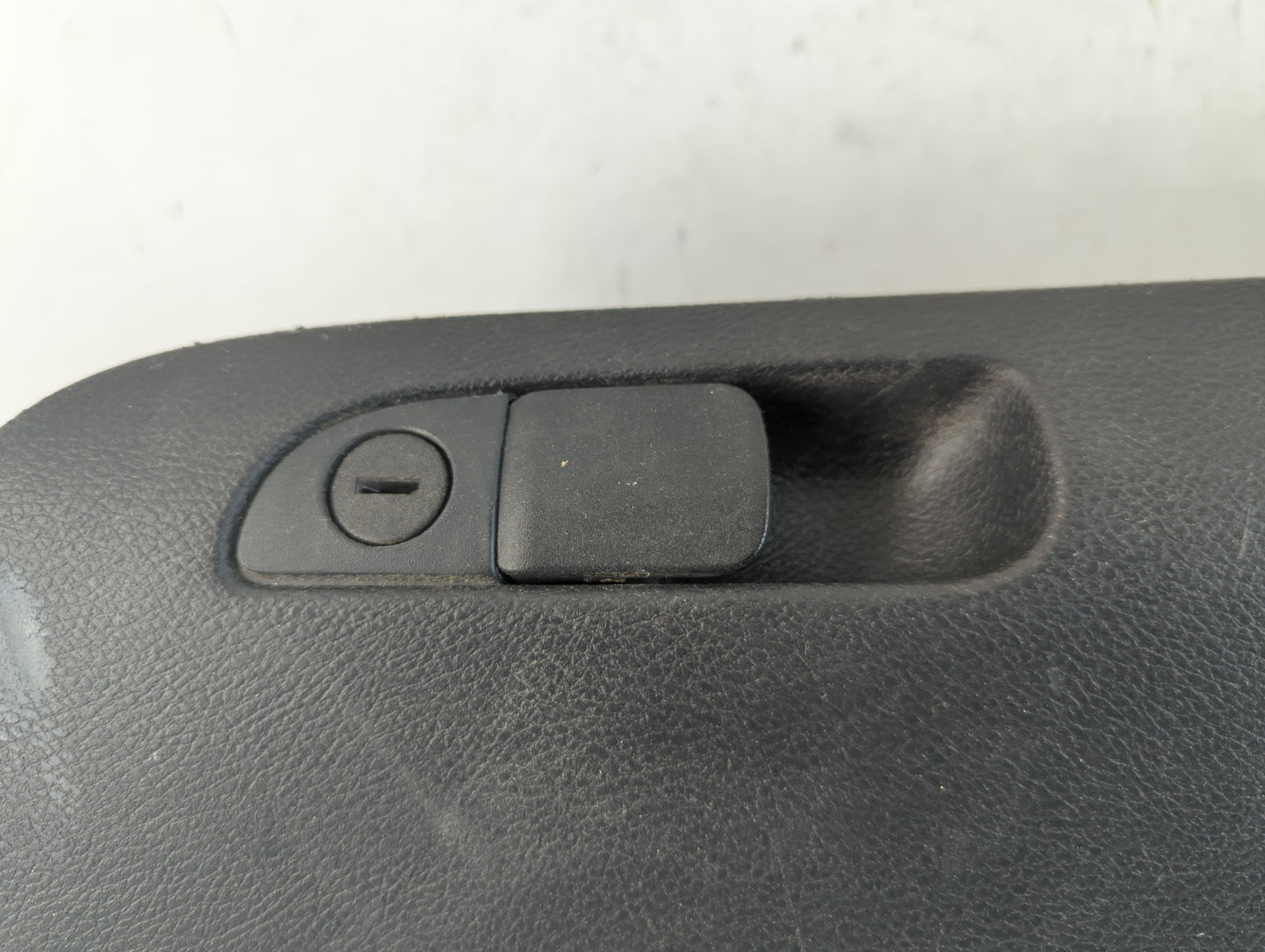2011 Dodge Charger Passenger Glove Box Door Storage Compartment - Oemusedautoparts1.com