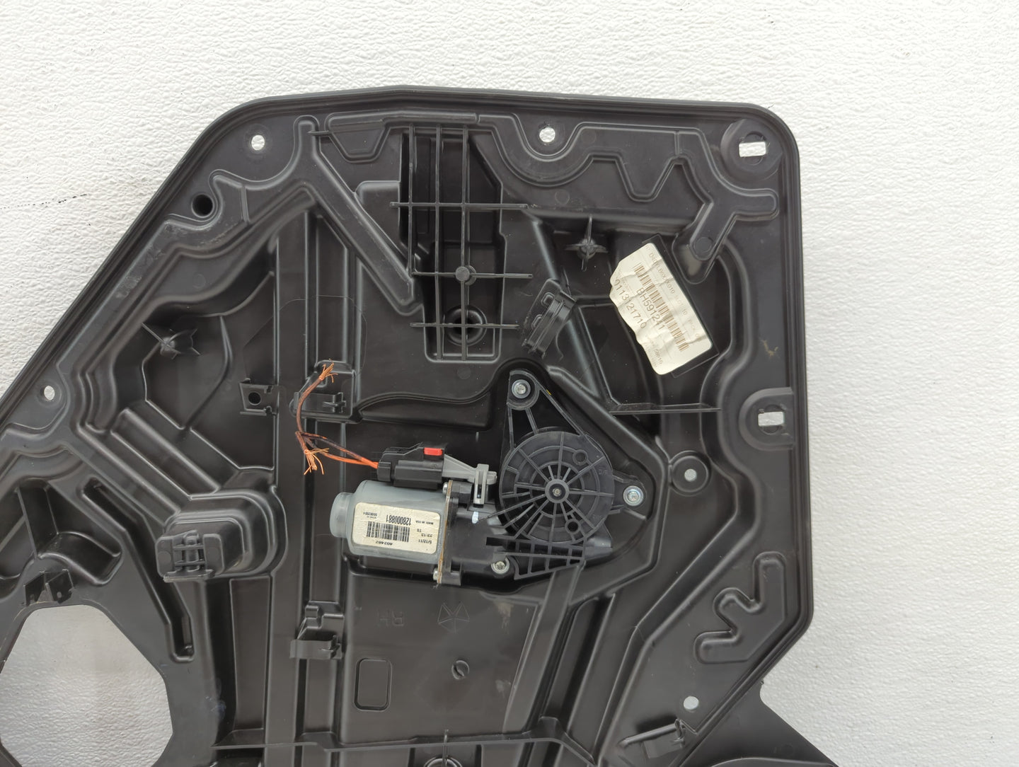 2011-2022 Dodge Charger Used Window Regulator Right Passenger Rear - Oemusedautoparts1.com