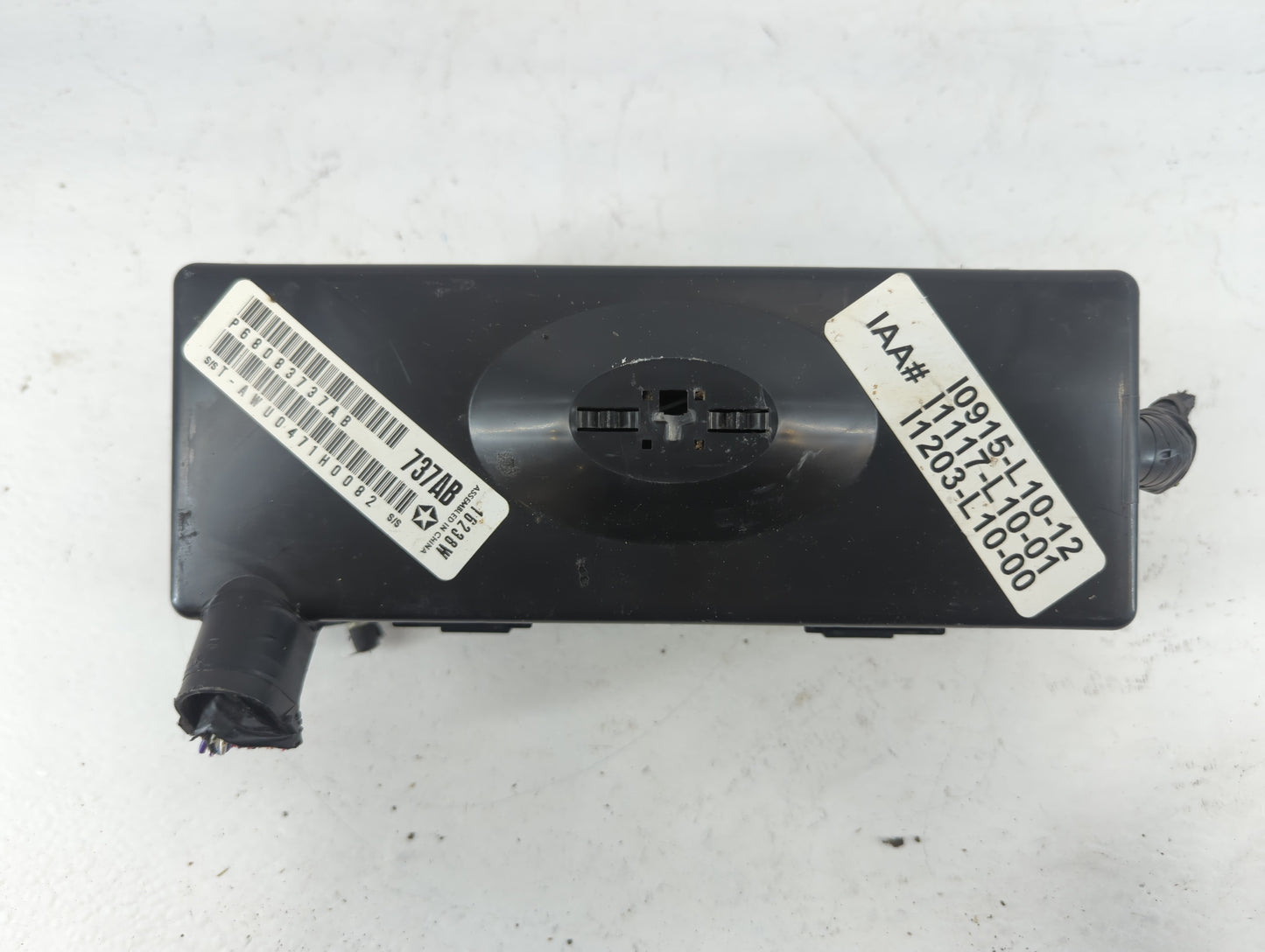 2011 Dodge Charger Fusebox Fuse Box Panel Relay Module Fits OEM Used Auto Parts - Oemusedautoparts1.com