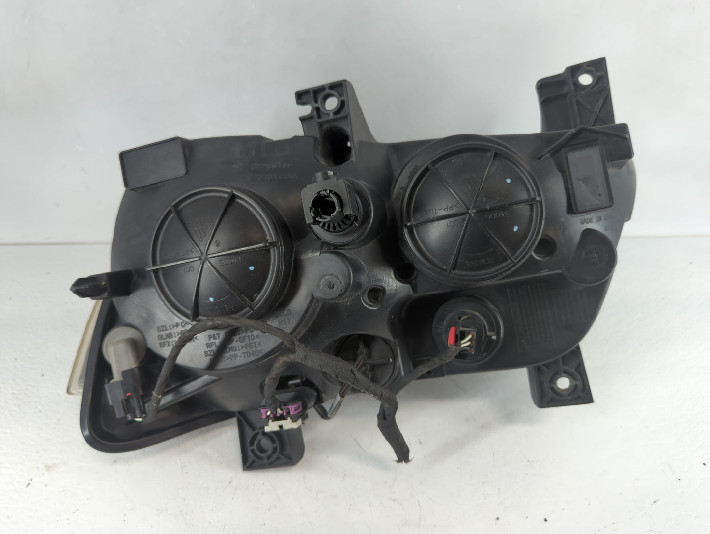 2011-2014 Dodge Charger Driver Left Oem Front Light Lamp - Oemusedautoparts1.com