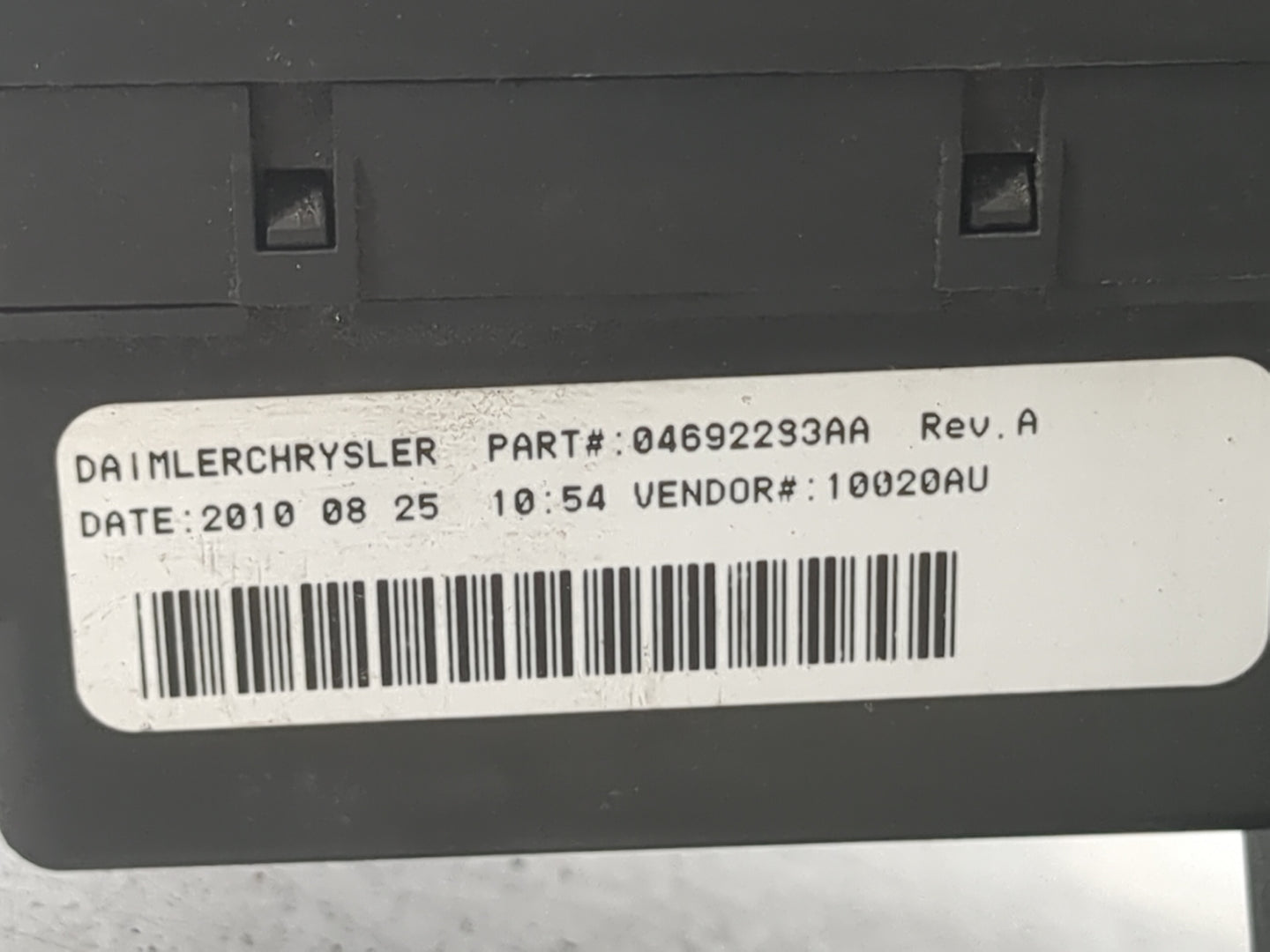2008-2011 Dodge Dakota Fusebox Fuse Box Panel Relay Module P/N:04692233AA Fits Fits 2008 2009 2010 2011 OEM Used Auto Parts 