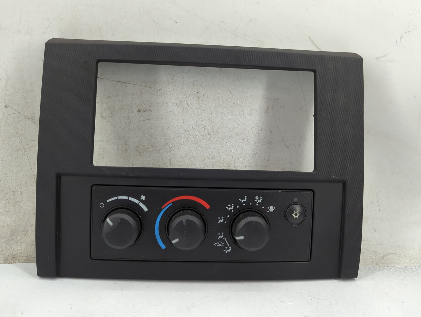 2008-2011 Dodge Dakota Climate Control Module Temperature AC/Heater Replacement P/N:P55057078AB Fits Fits 2008 2009 2010 201
