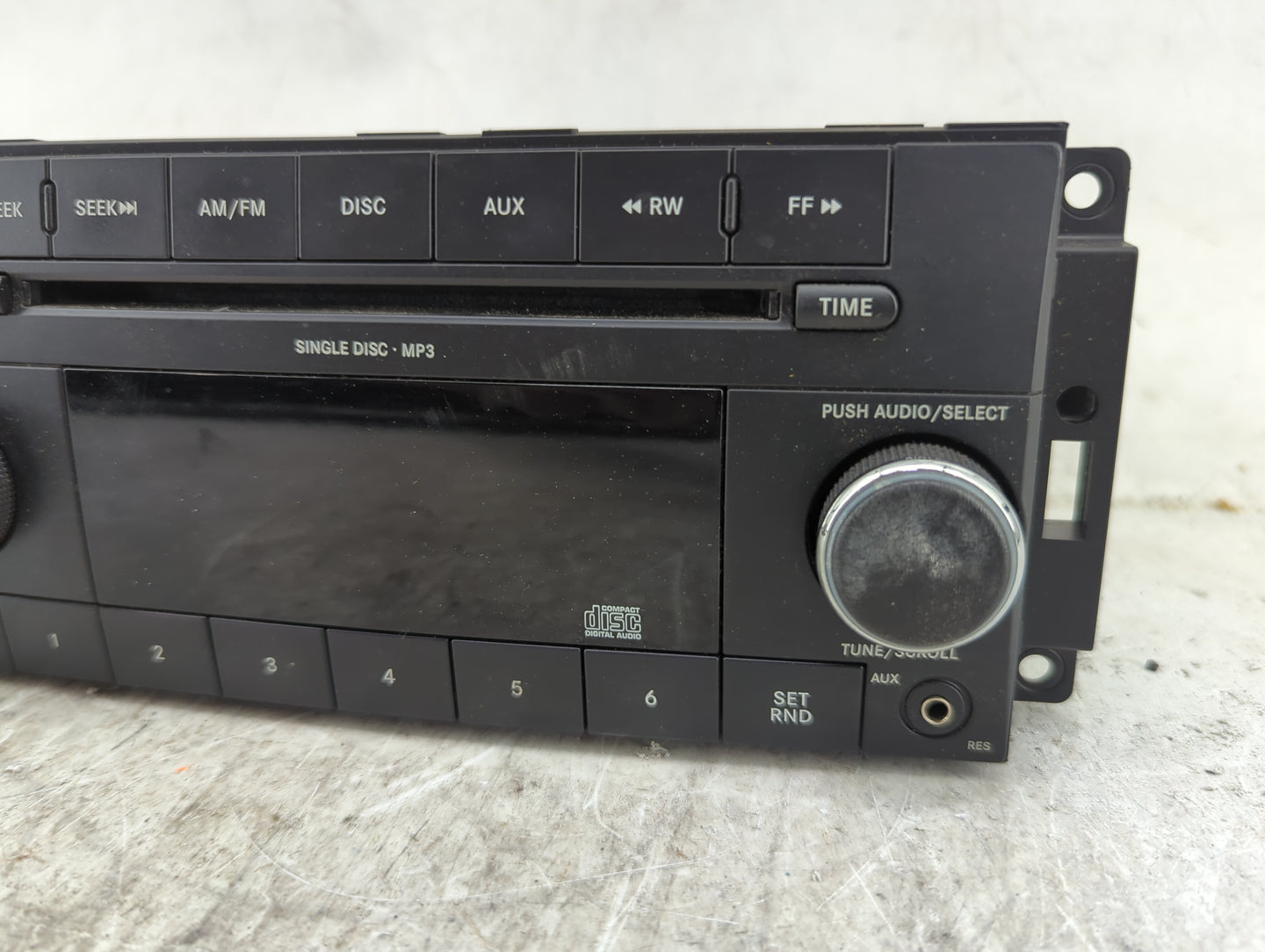 2011 Dodge Dakota Radio AM FM Cd Player Receiver Replacement P/N:P05091222AD SPNP05091222AD Fits Fits 2012 OEM Used Auto Par