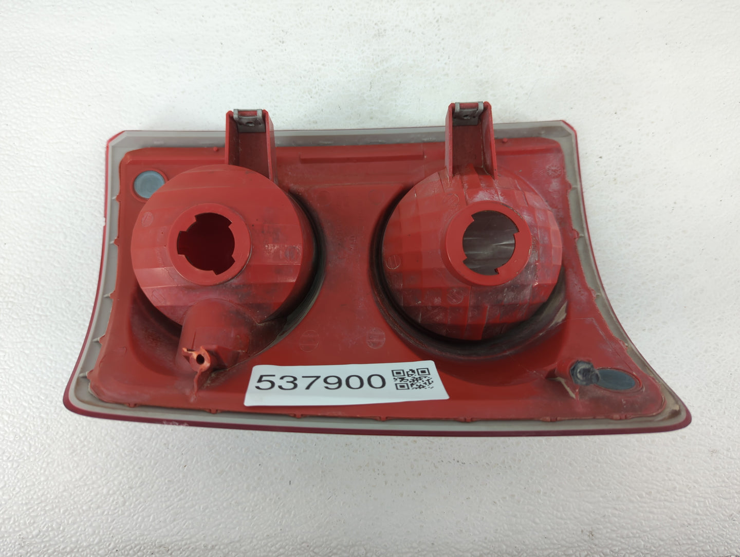 2005-2011 Dodge Dakota Tail Light Assembly Passenger Right OEM P/N:55077604AD Fits Fits 2005 2006 2007 2008 2009 2010 2011 O