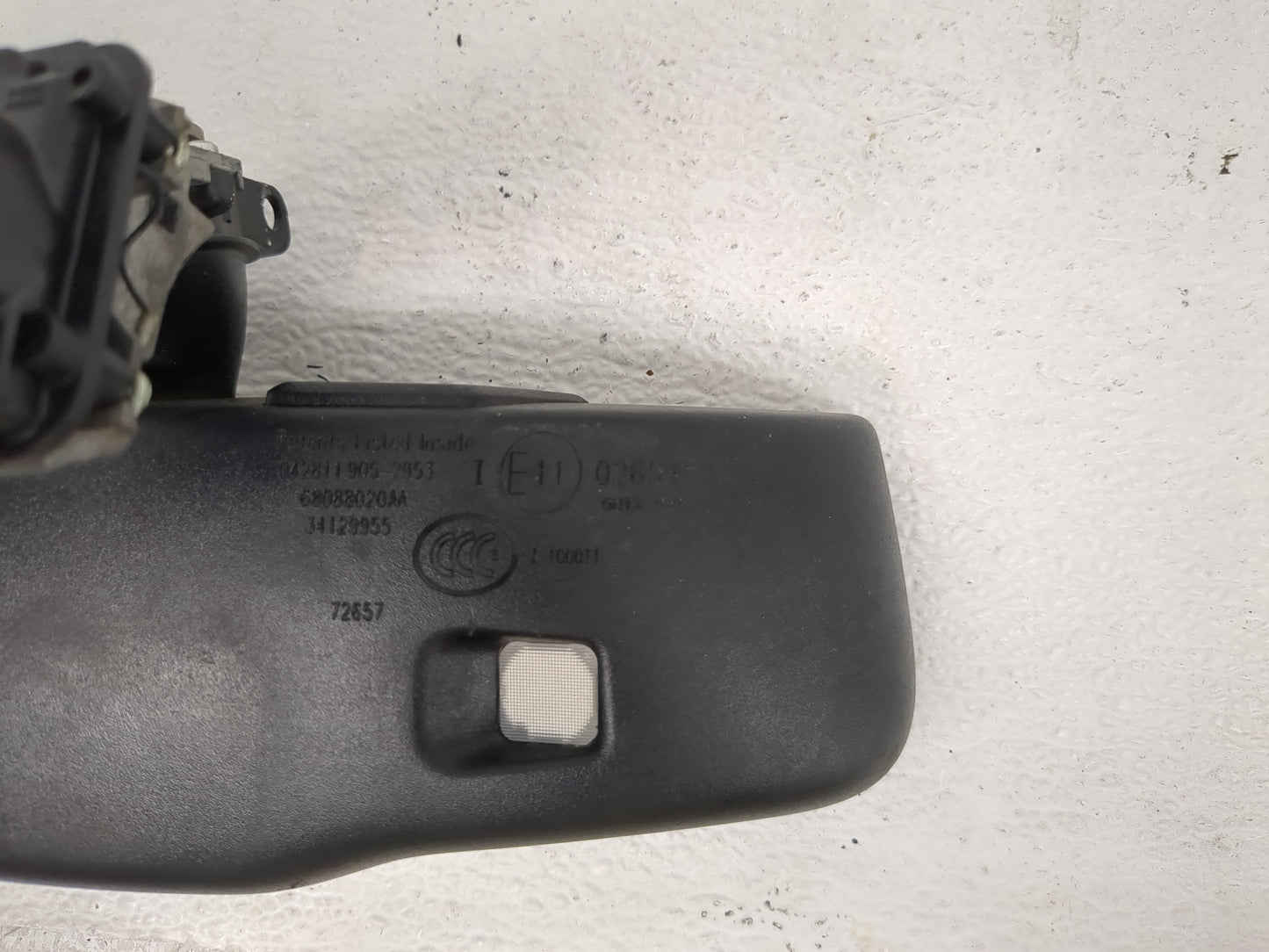 2011-2013 Dodge Durango Interior Rear View Mirror Replacement OEM P/N:E1102651 Fits Fits 2011 2012 2013 OEM Used Auto Parts 