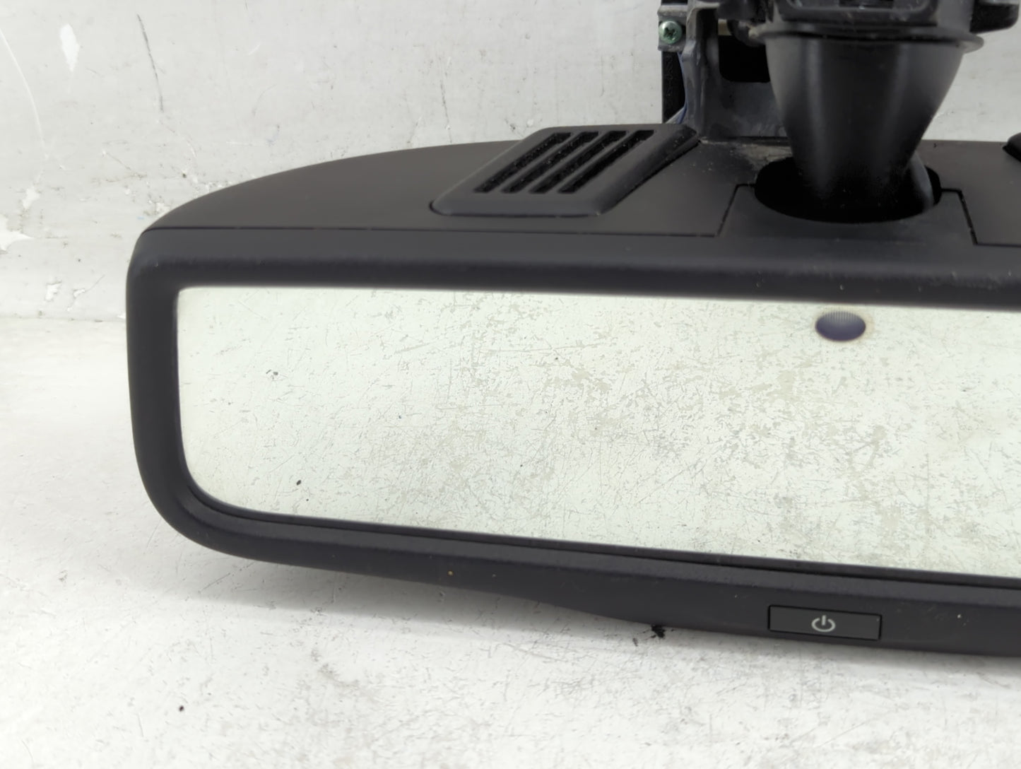 2011-2012 Dodge Durango Interior Rear View Mirror Replacement OEM P/N:E11026545 Fits Fits 2011 2012 2013 2014 2015 2016 2017