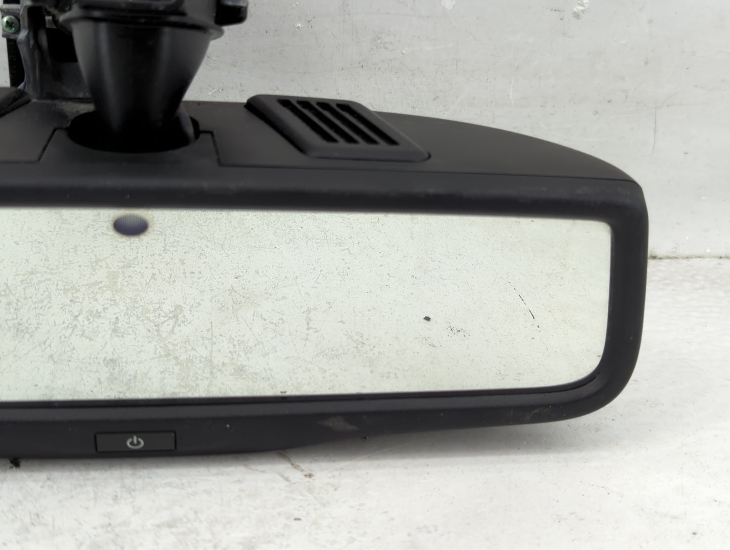 2011-2012 Dodge Durango Interior Rear View Mirror Replacement OEM P/N:E11026545 Fits Fits 2011 2012 2013 2014 2015 2016 2017