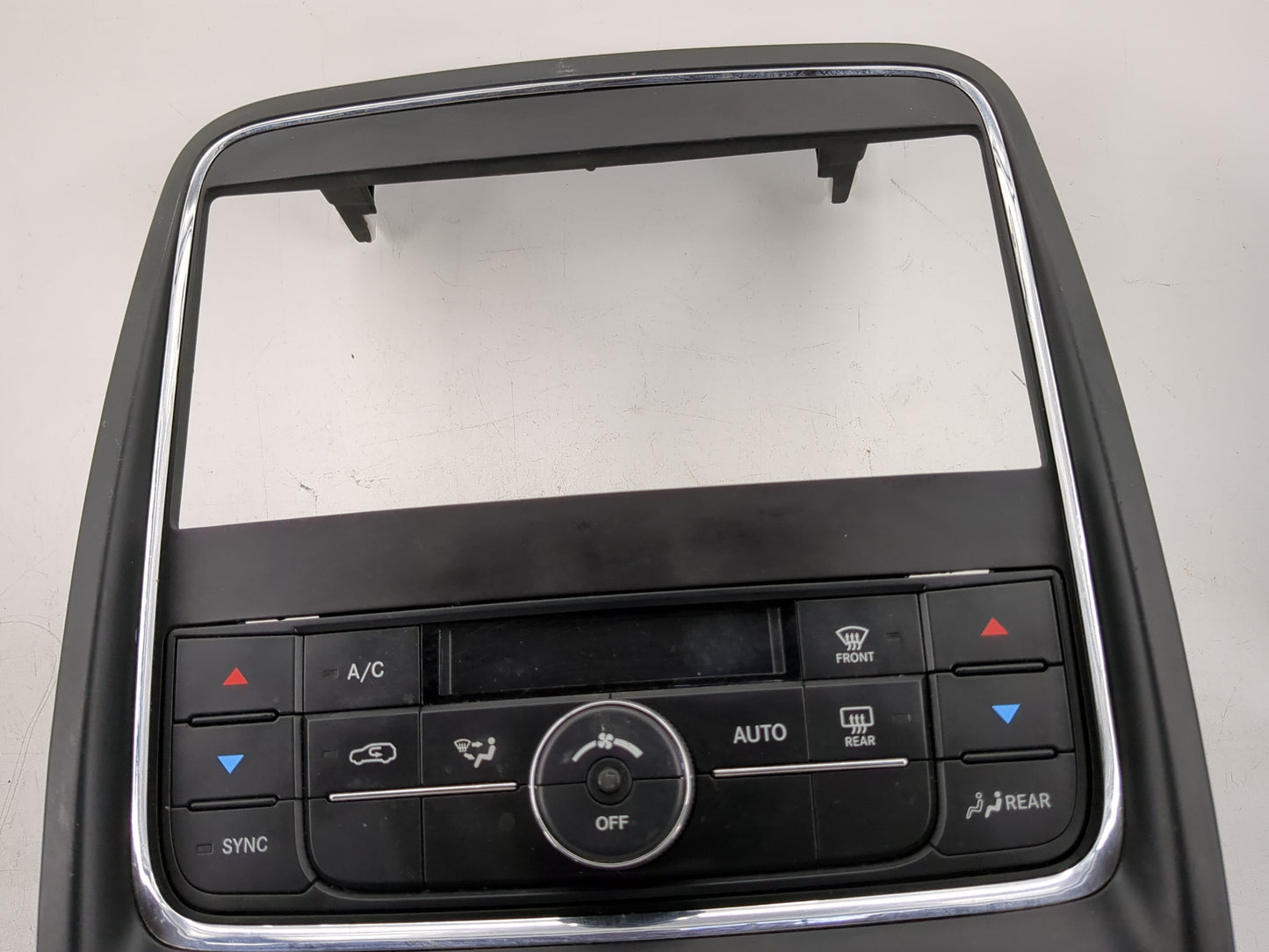 2011-2013 Dodge Durango Climate Control Module Temperature AC/Heater Replacement Fits Fits 2011 2012 2013 OEM Used Auto Part