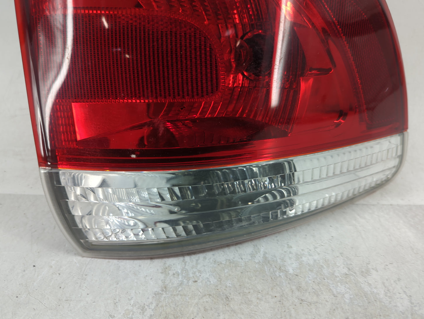 2011-2013 Dodge Durango Tail Light Assembly Driver Left OEM P/N:554079137AF Fits Fits 2011 2012 2013 OEM Used Auto Parts - O