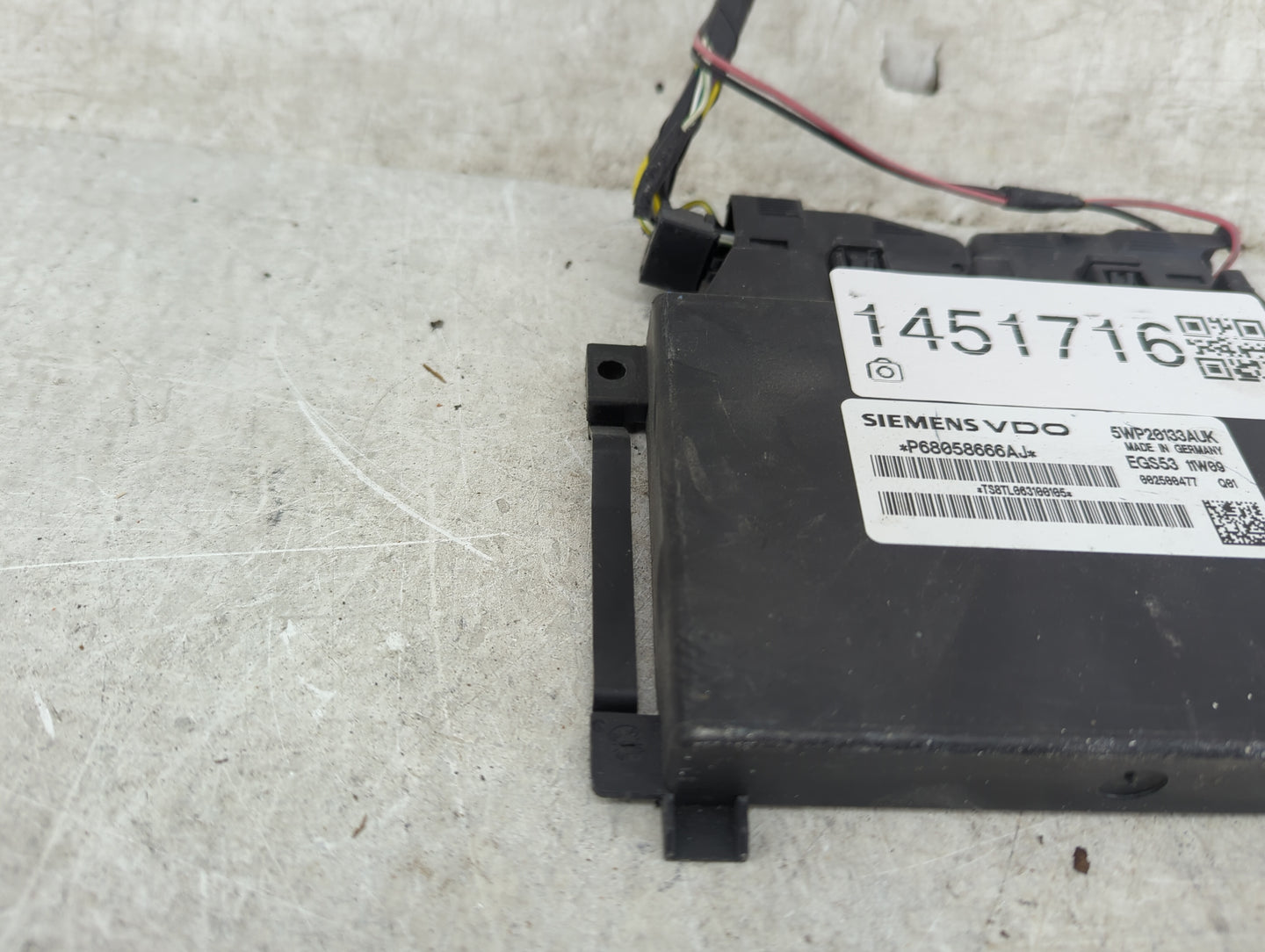 2011 Dodge Durango PCM Engine Control Computer ECU ECM PCU OEM P/N:P68058666AJ Fits OEM Used Auto Parts - Oemusedautoparts1.