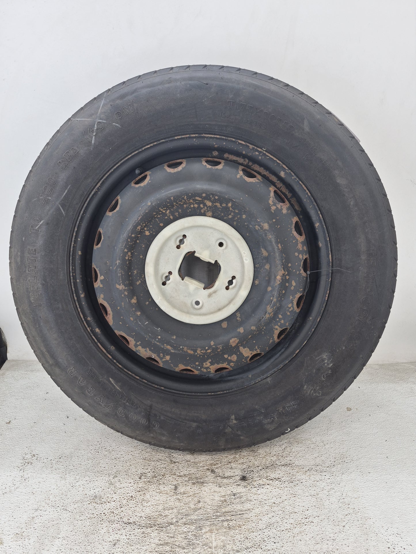 2011-2020 Dodge Durango Spare Donut Tire Wheel Rim Oem 1461845 - Oemusedautoparts1.com