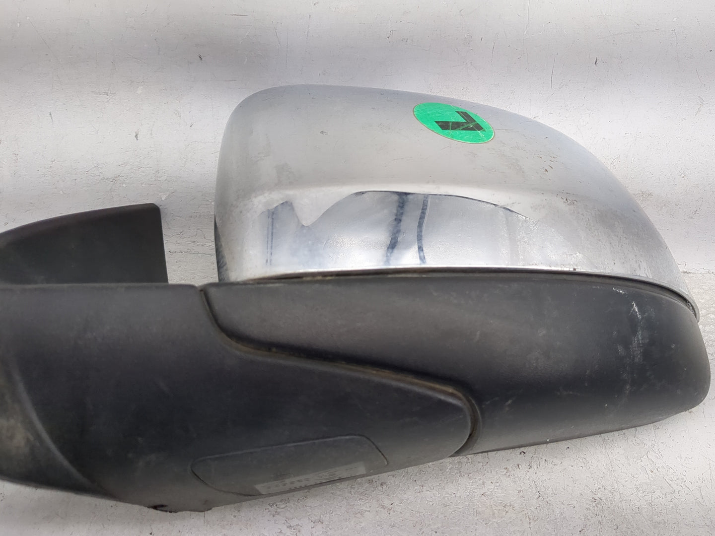 2011 Dodge Durango Driver Side View Mirror - Left Door Mirror OEM Used - Oemusedautoparts1.com