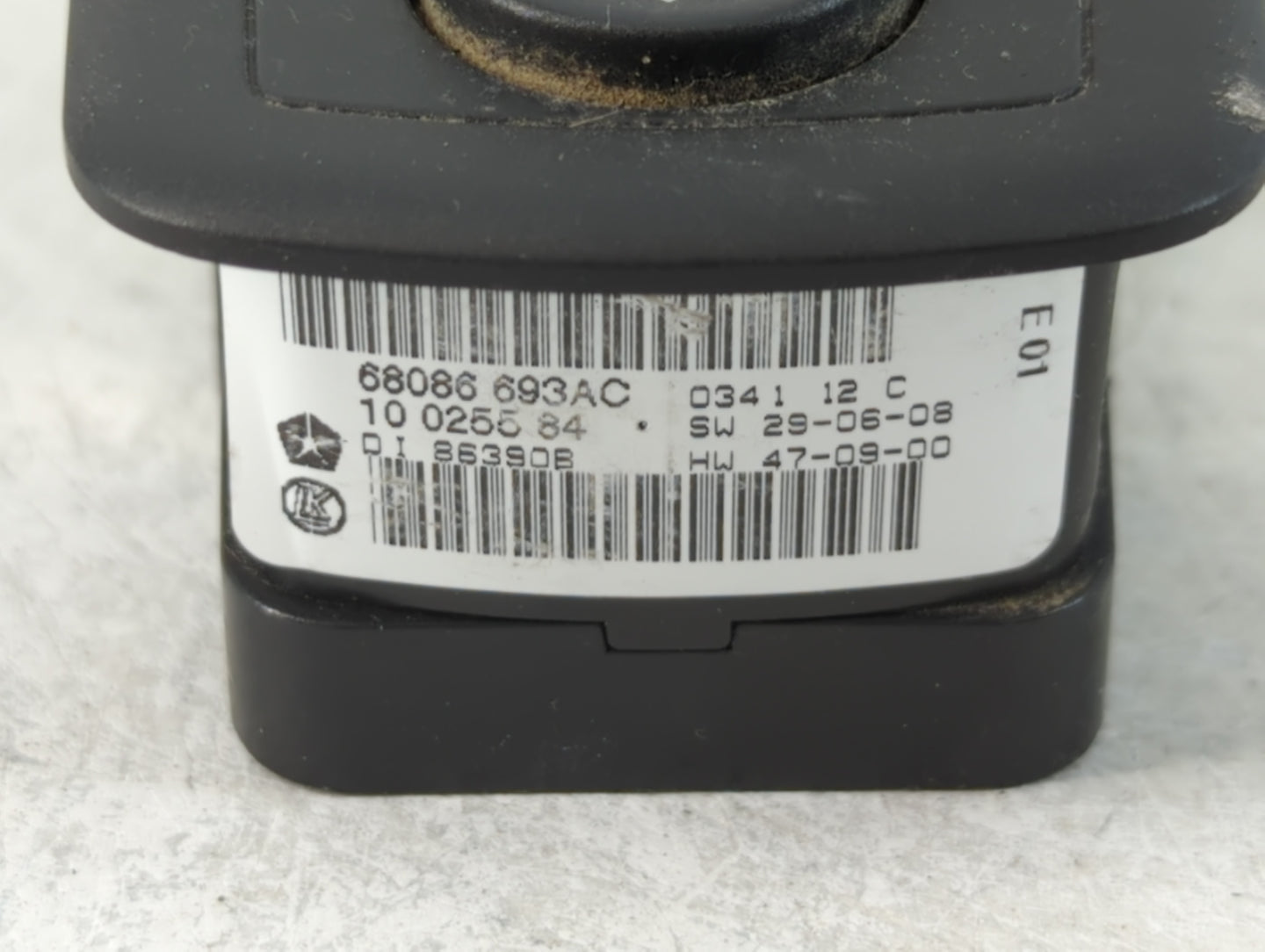 2011-2013 Dodge Durango Master Power Window Switch Replacement Driver Side Left P/N:68086 693AC 10032628 Fits Fits 2011 2012