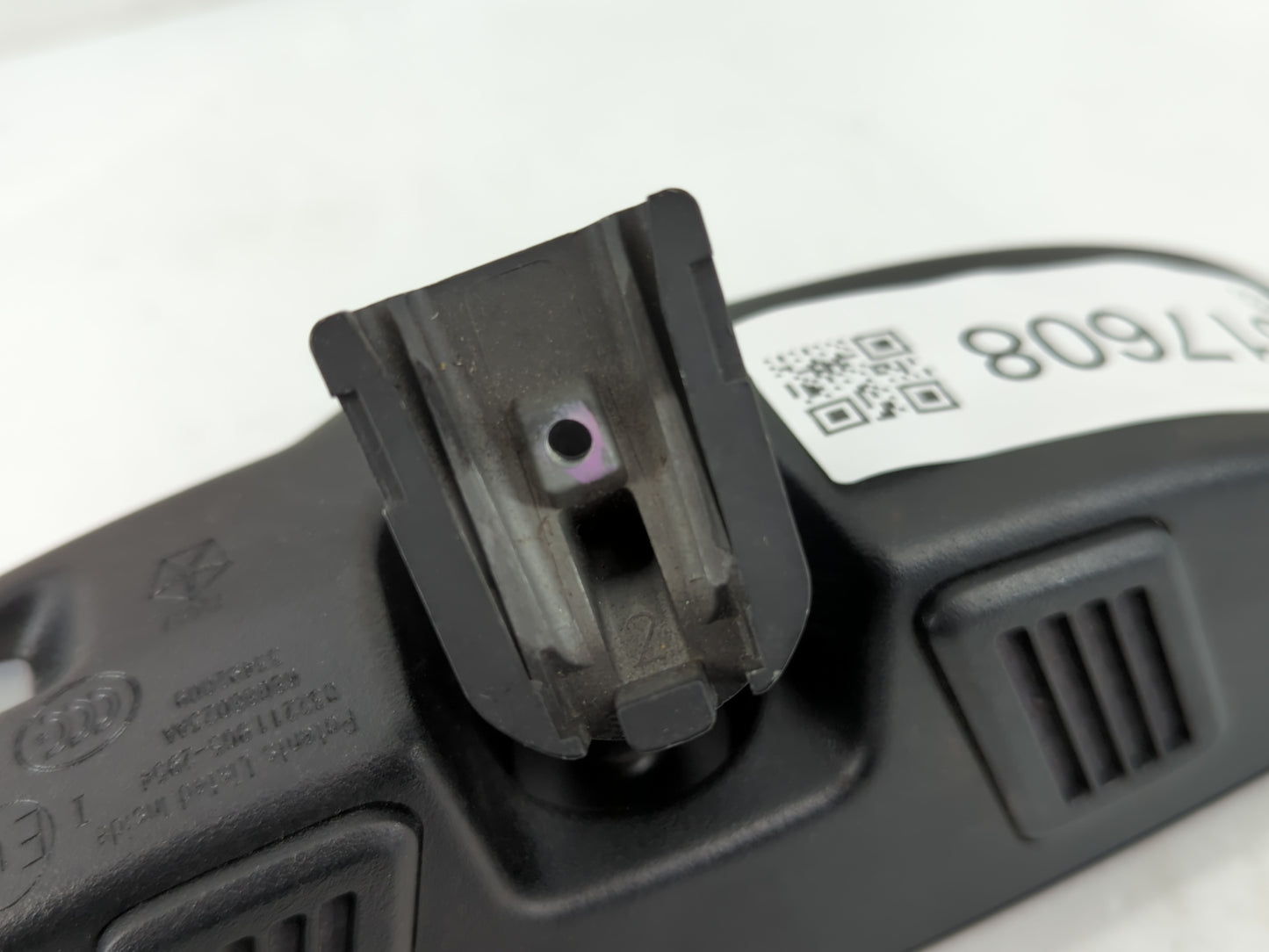 2011-2013 Dodge Durango Interior Rear View Mirror Replacement OEM P/N:E11026130 Fits Fits 2011 2012 2013 OEM Used Auto Parts