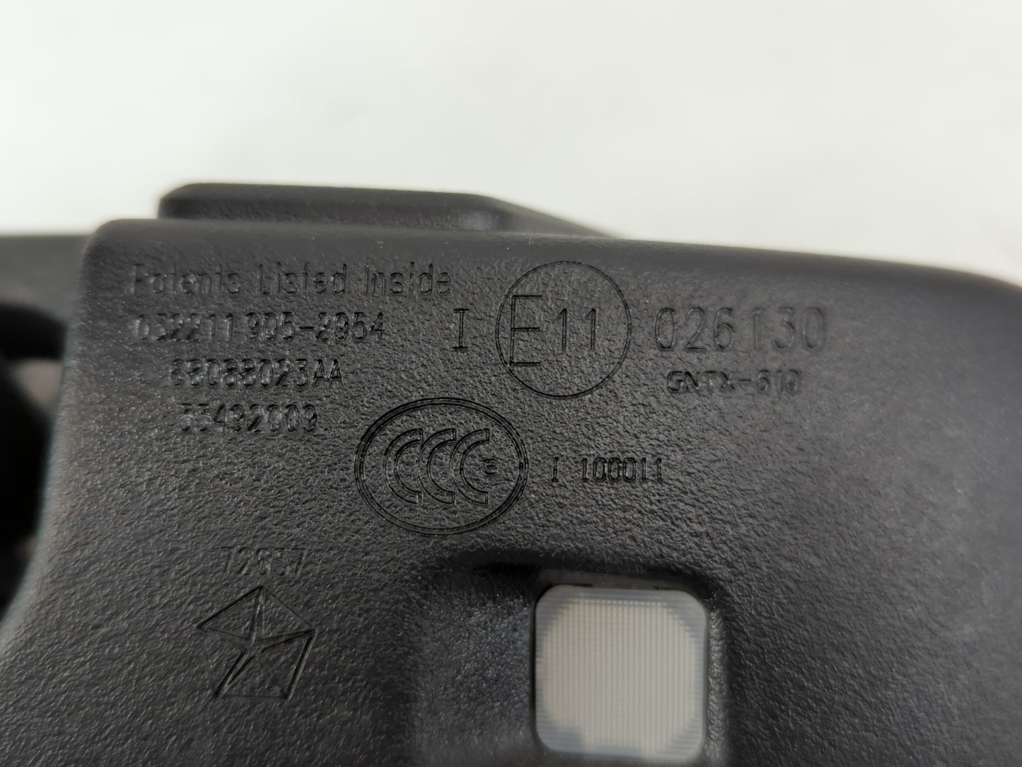 2011-2013 Dodge Durango Interior Rear View Mirror Replacement OEM P/N:E11026130 Fits Fits 2011 2012 2013 OEM Used Auto Parts