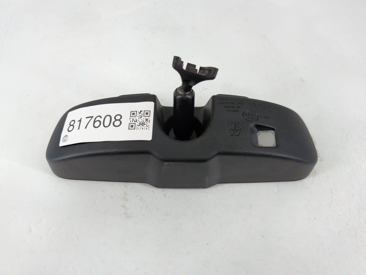 2011-2013 Dodge Durango Interior Rear View Mirror Replacement OEM P/N:E11026130 Fits Fits 2011 2012 2013 OEM Used Auto Parts