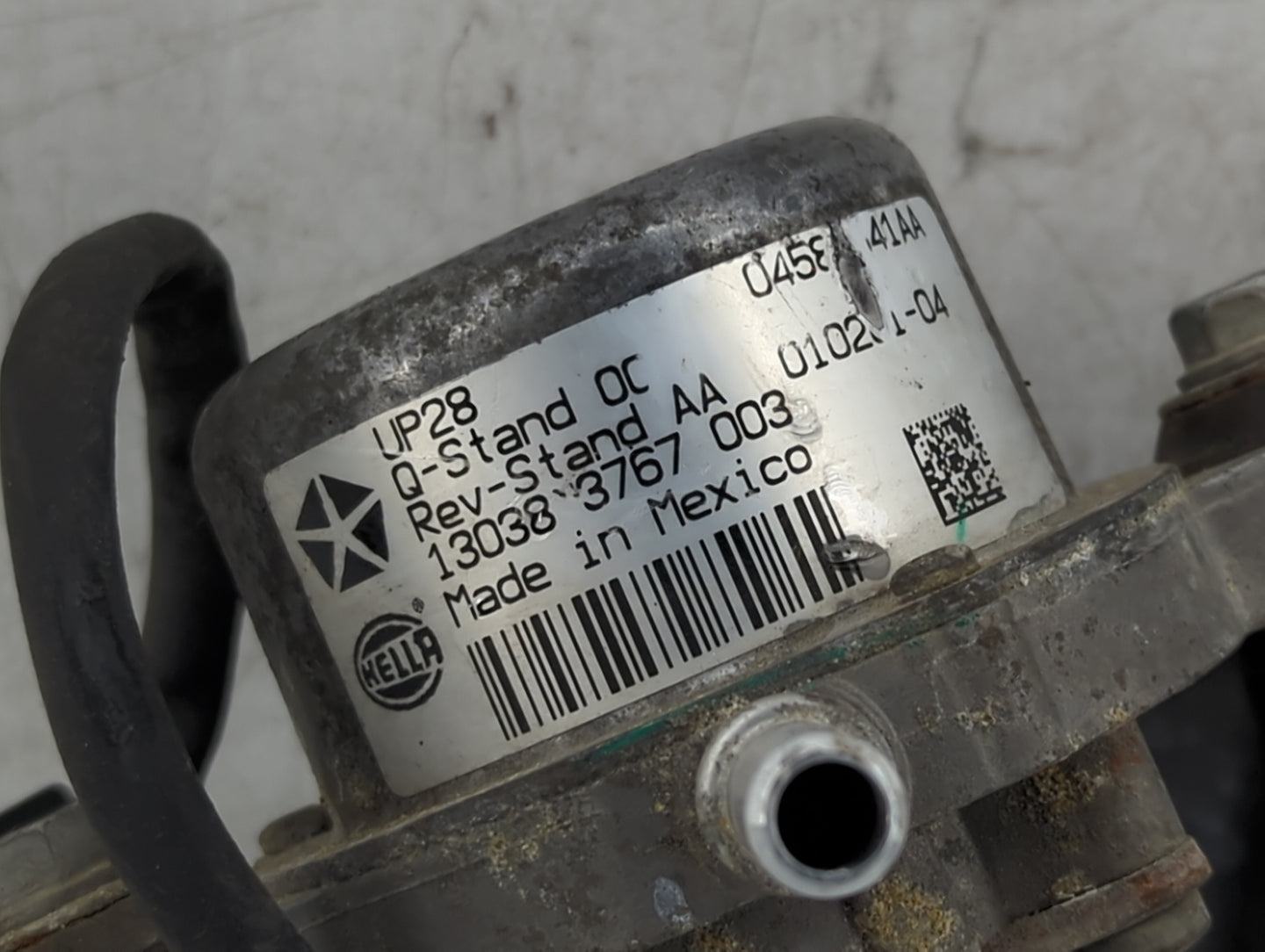 2011-2020 Dodge Grand Caravan Central Vaccum Lock Pump 04581541aa - Oemusedautoparts1.com