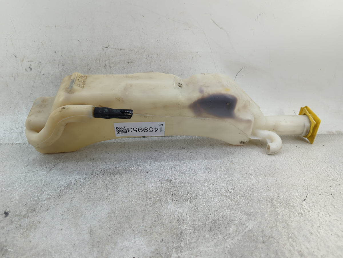 2011 Dodge Grand Caravan Windshield Washer Fluid Reservoir Bottle Oem 1459953 - Oemusedautoparts1.com