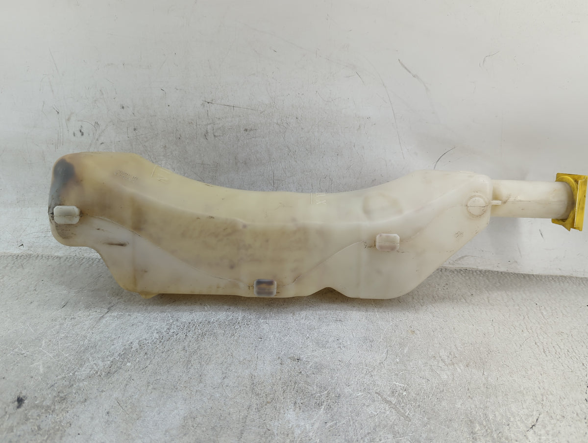 2011 Dodge Grand Caravan Windshield Washer Fluid Reservoir Bottle Oem 1459953 - Oemusedautoparts1.com